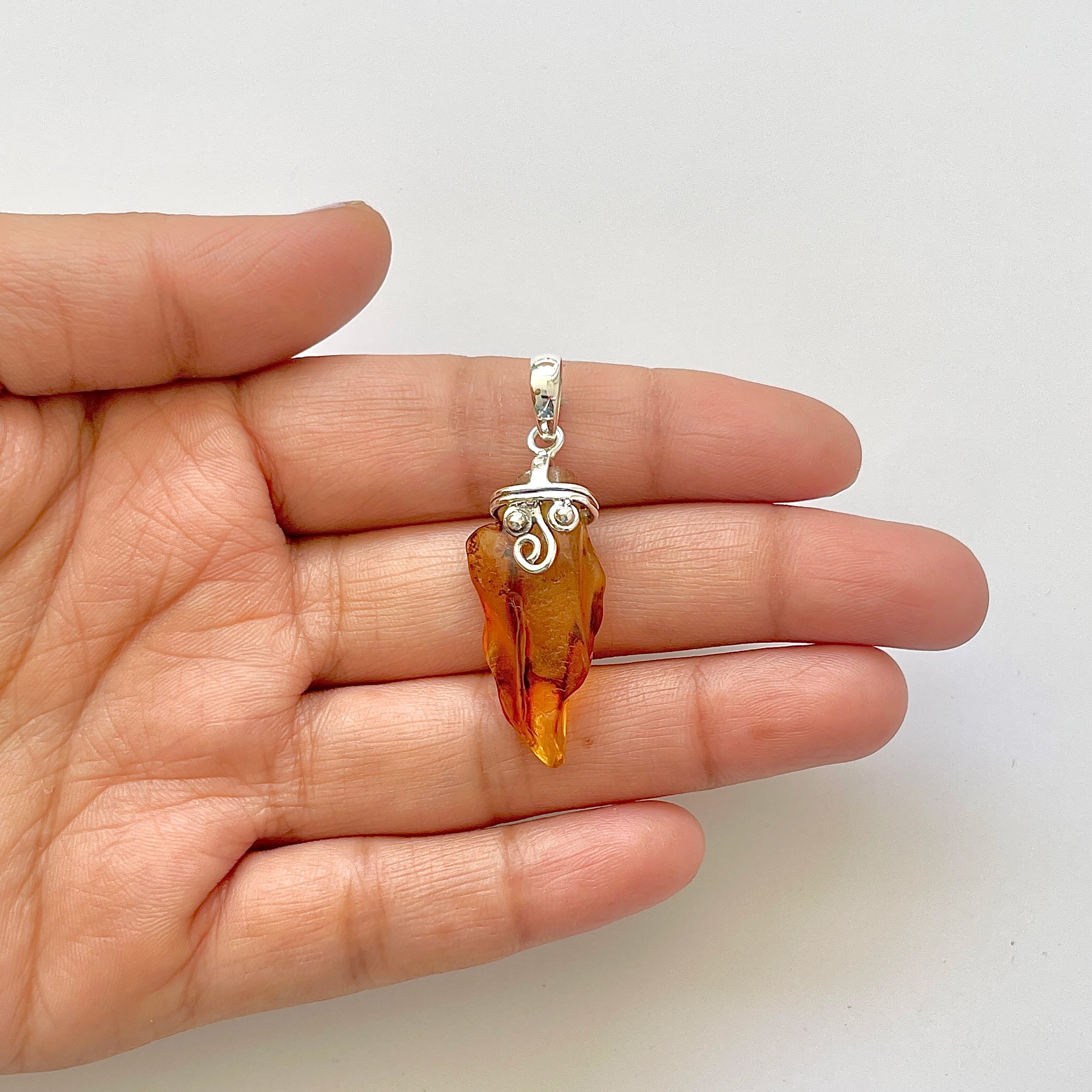 Amber Pendant-(AMB-1-107)
