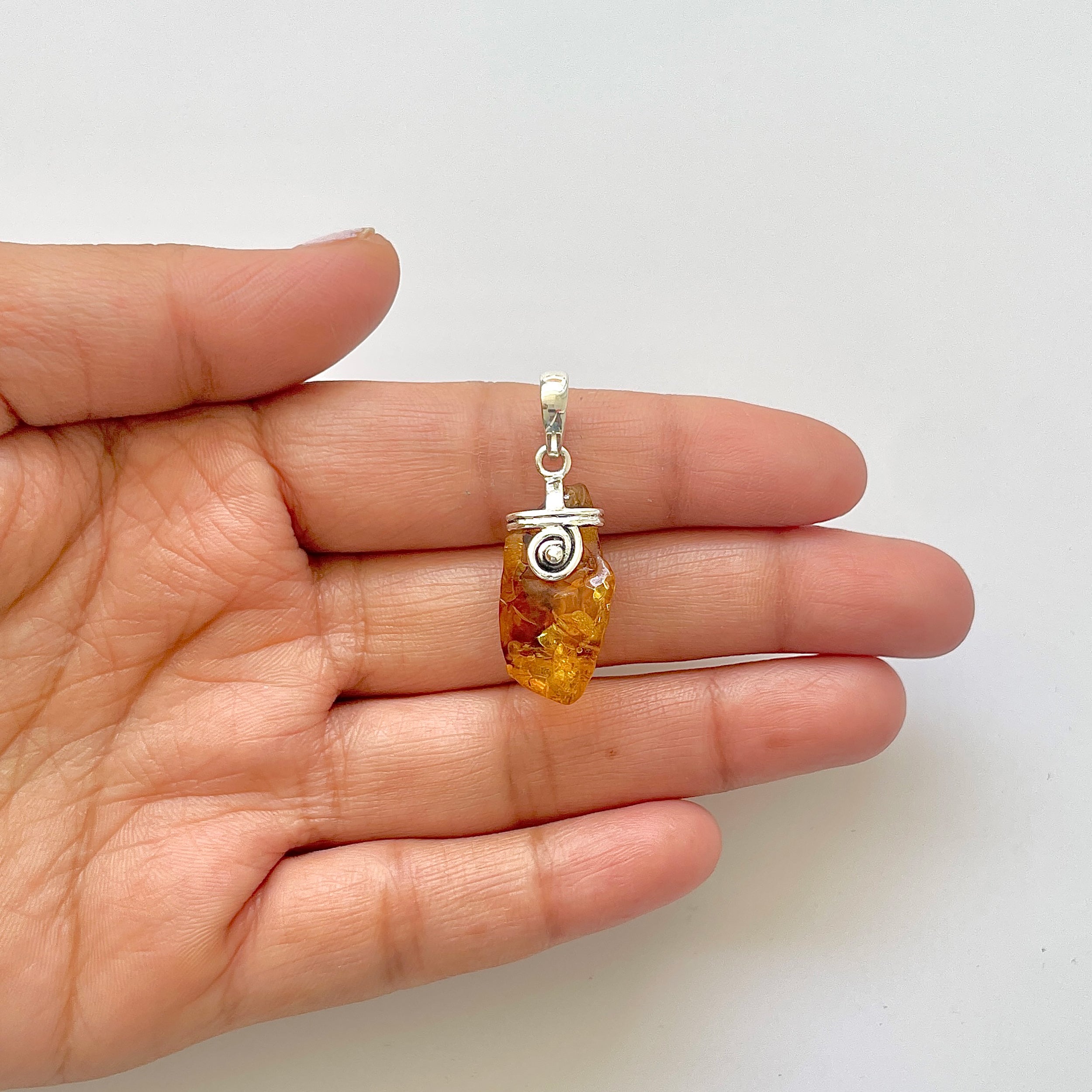 Amber Pendant-(AMB-1-110)