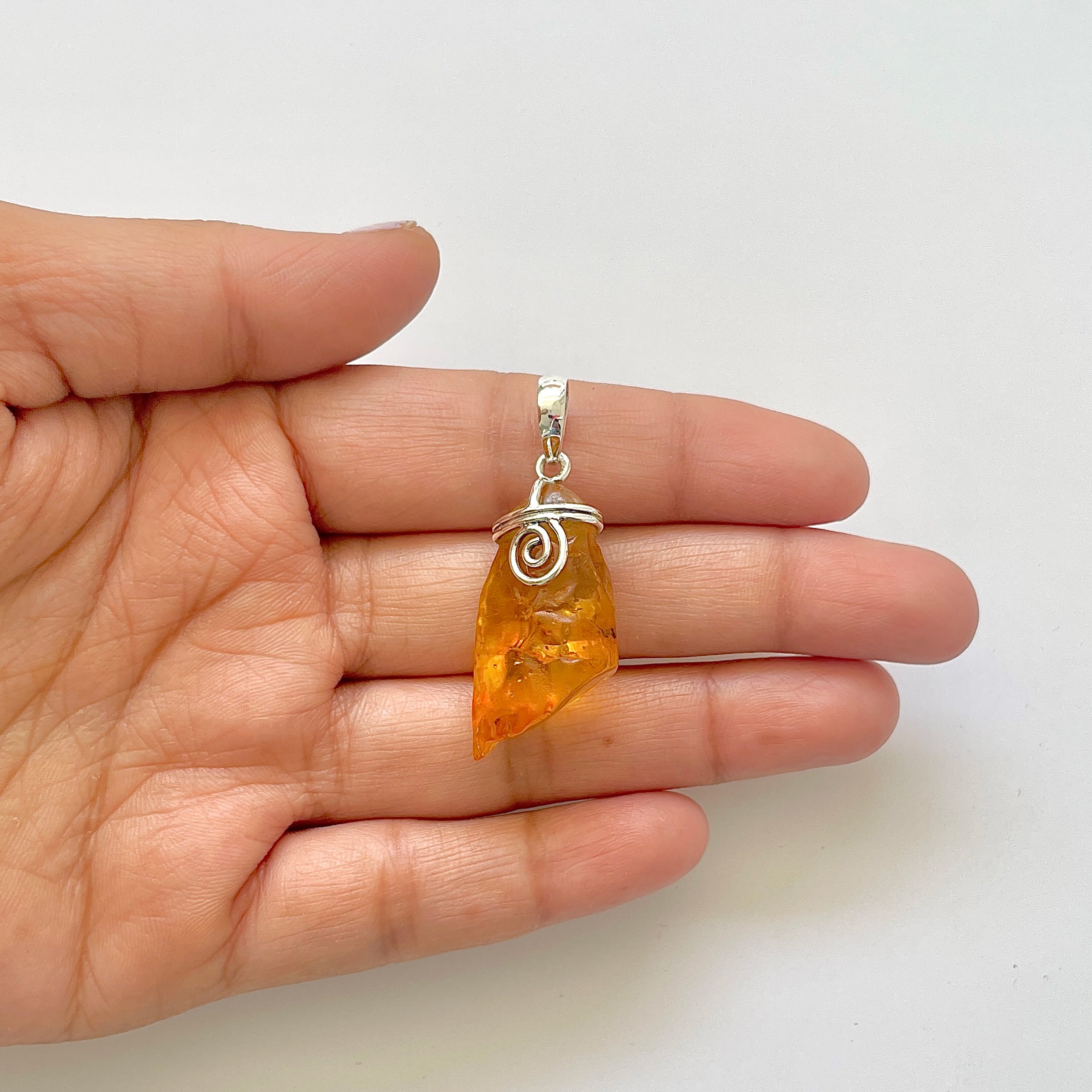 Amber Pendant-(AMB-1-116)