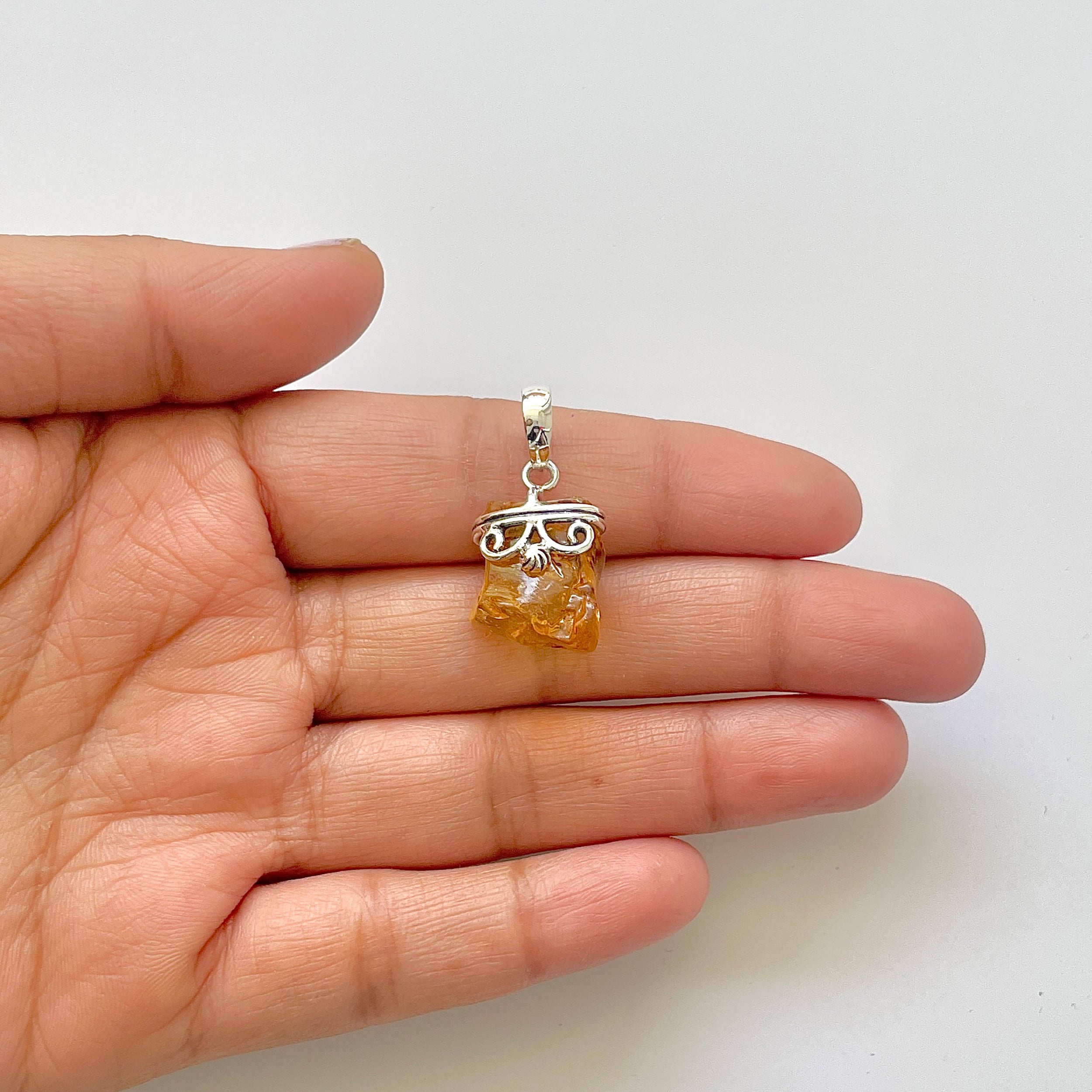 Amber Pendant-(AMB-1-13)