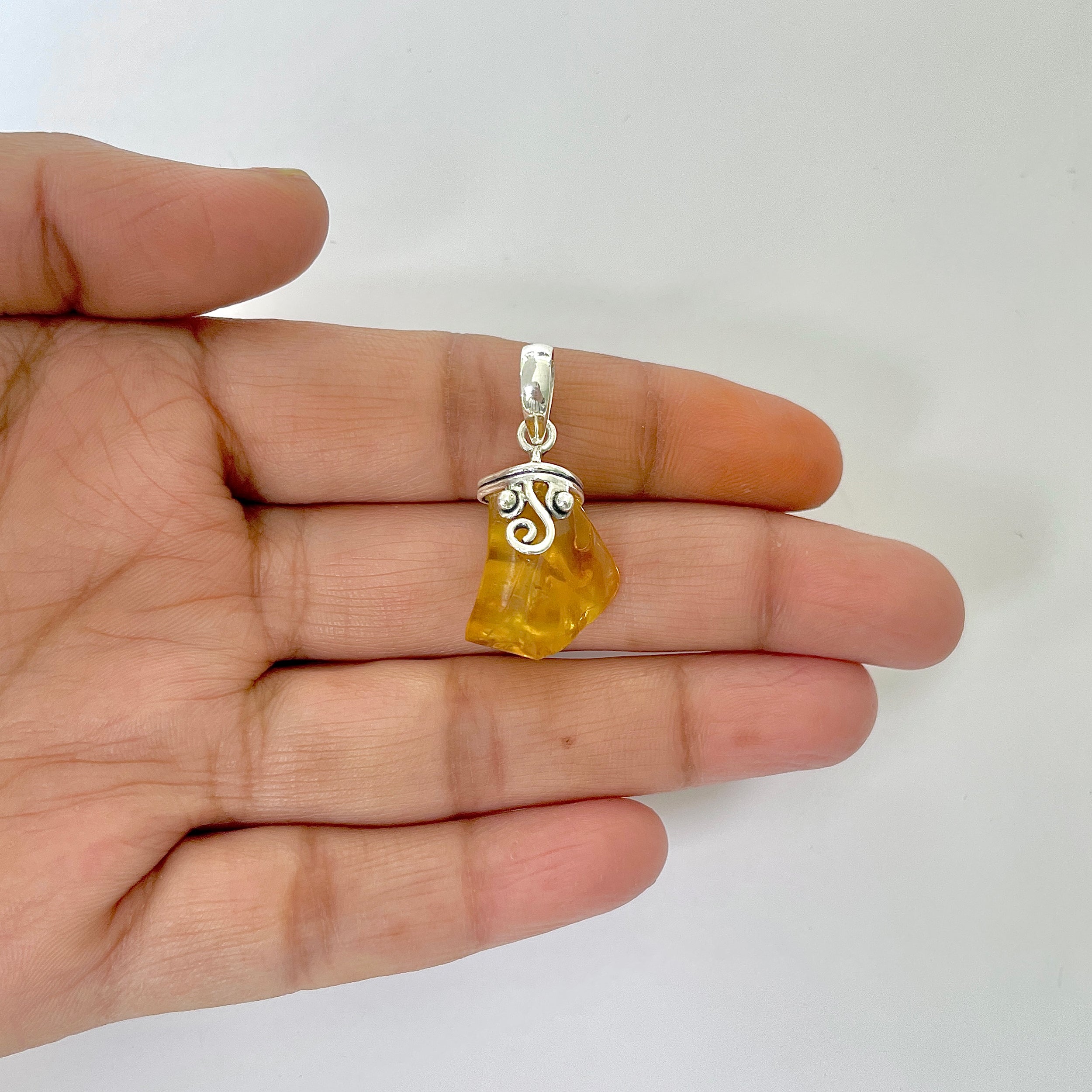 Amber Pendant-(AMB-1-94)