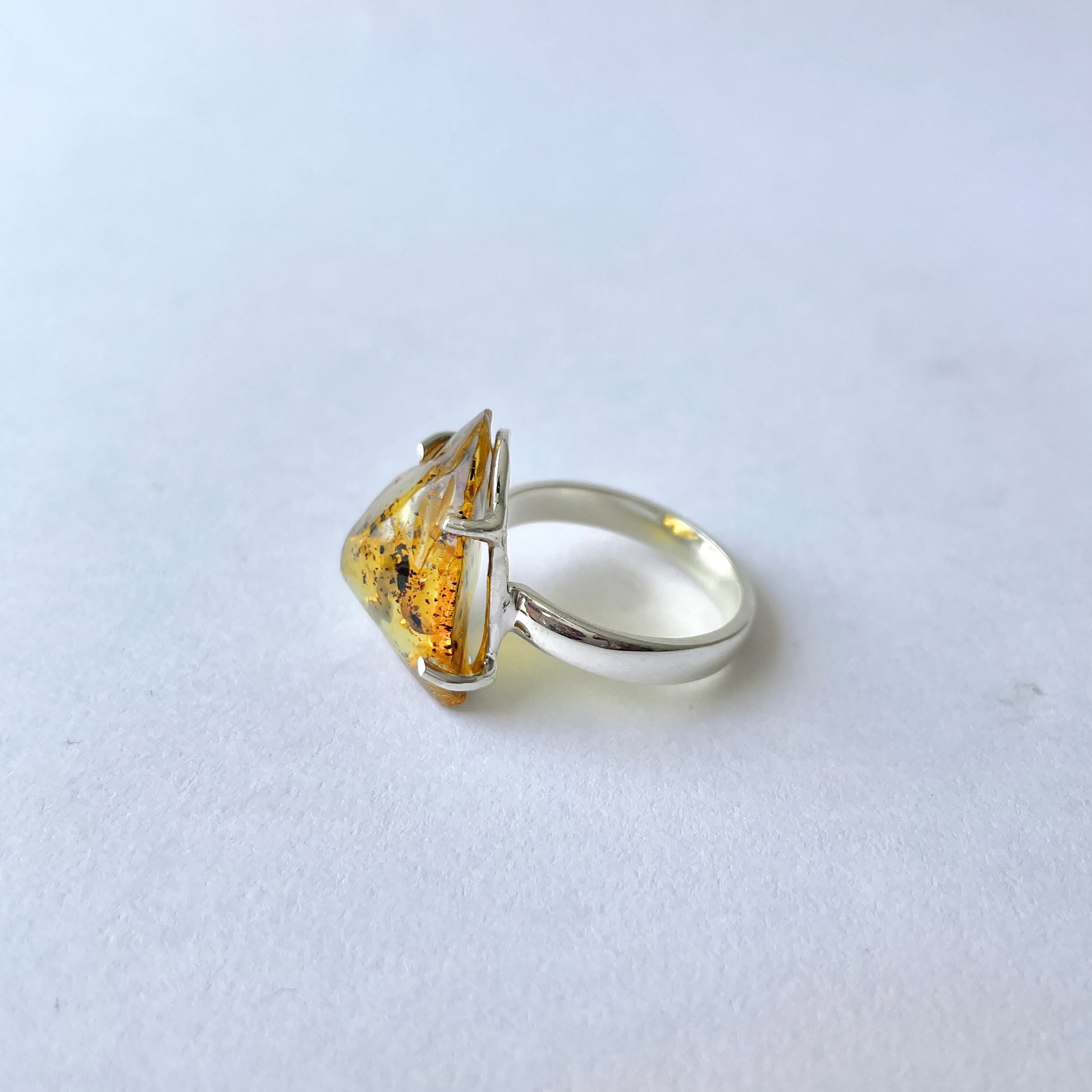 Amber Ring-(AMB-2-6)