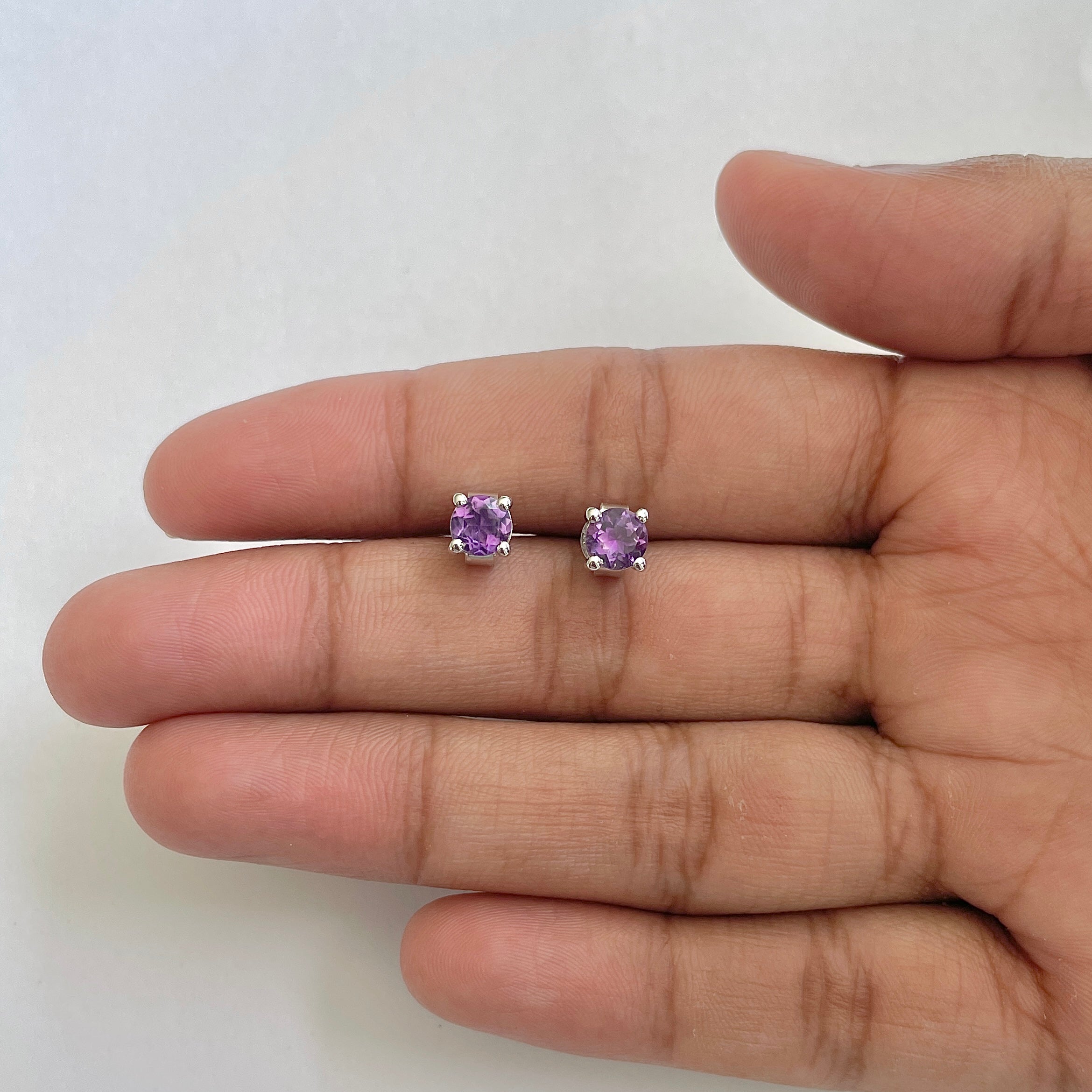 Amethyst Stud Earring-(AMT-RDE-1321)