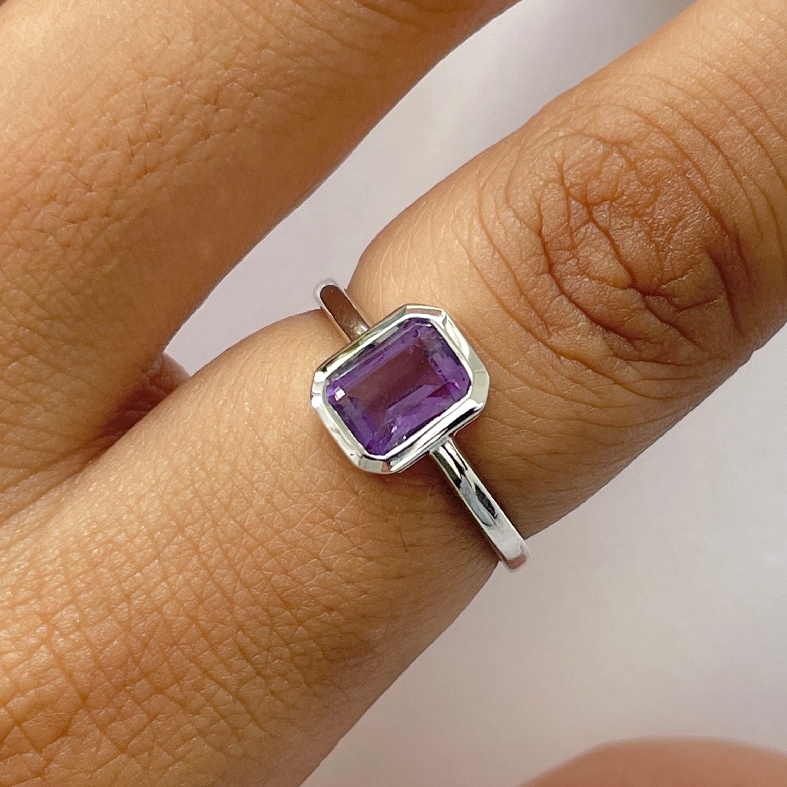 Amethyst Ring-(AMT-RDR-2765.)