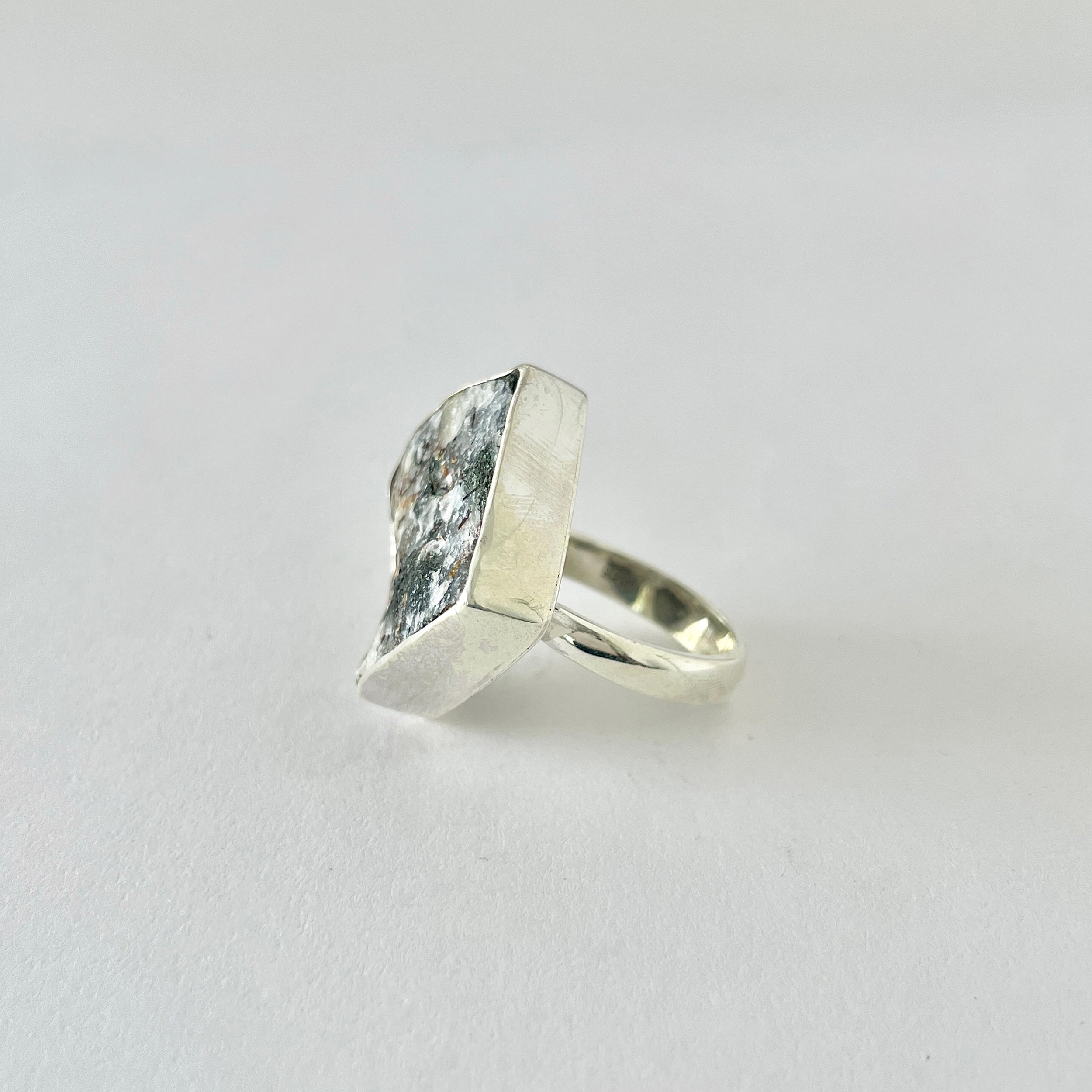 Astrophyllite Ring-(AST-2-32)