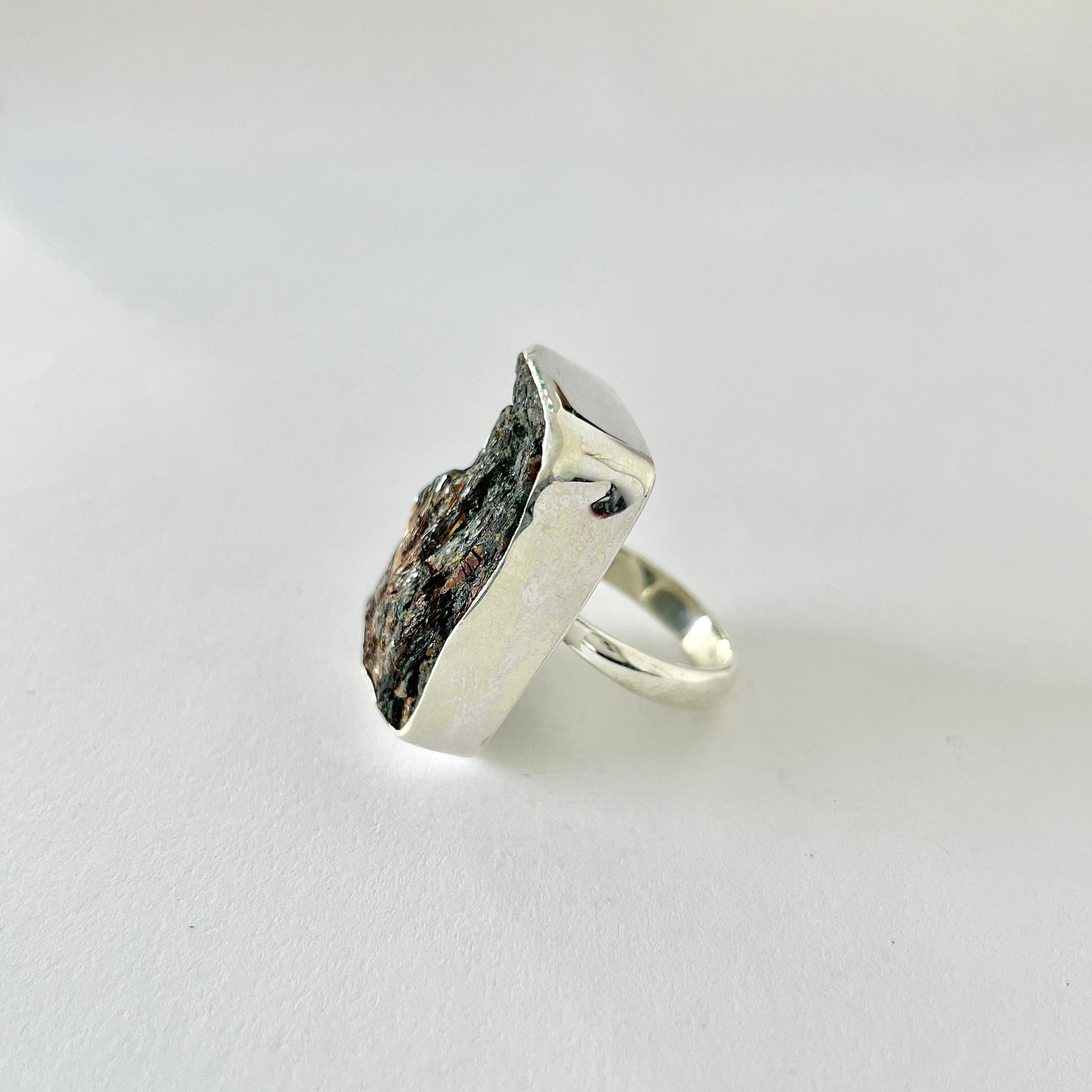 Astrophyllite Ring-(AST-2-49)