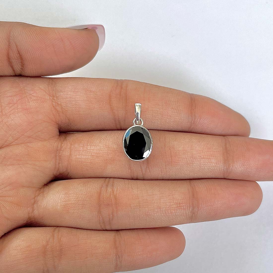 Black Tourmaline Pendant-(BLS-RDP-466)