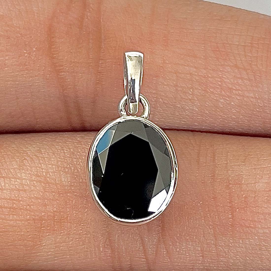 Black Tourmaline Pendant-(BLS-RDP-466)