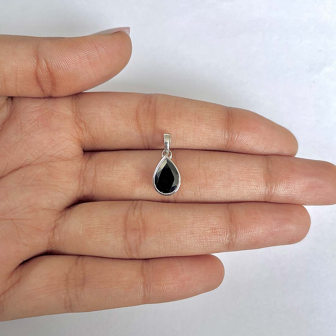 Black Tourmaline Pendant-(BLS-RDP-468)