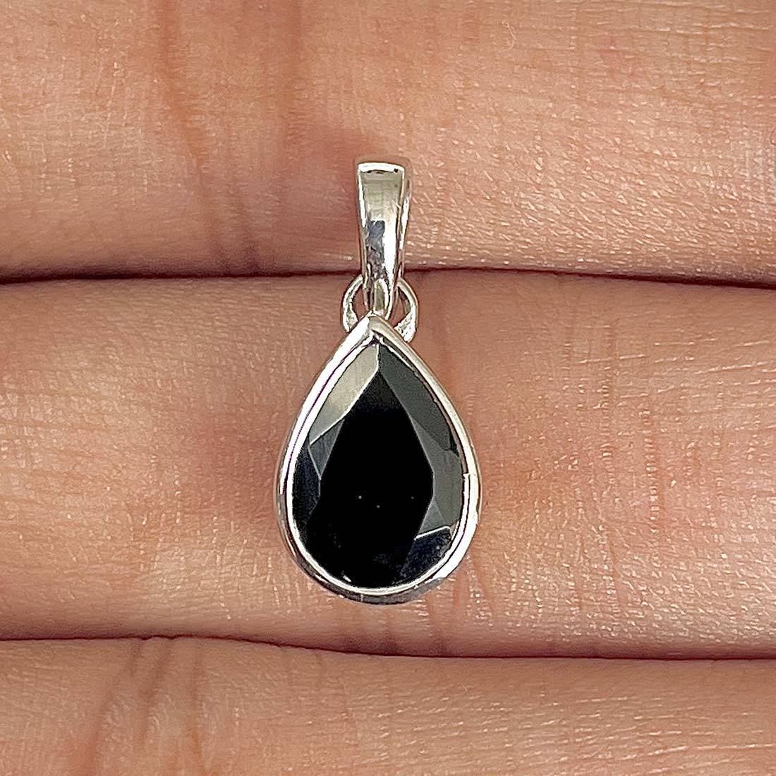 Black Tourmaline Pendant-(BLS-RDP-468)