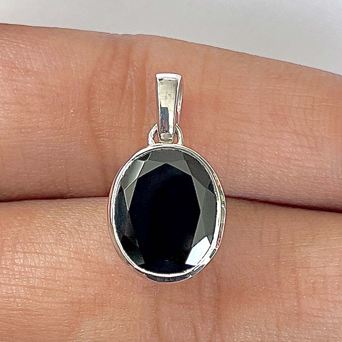 Black Tourmaline Pendant-(BLS-RDP-793)