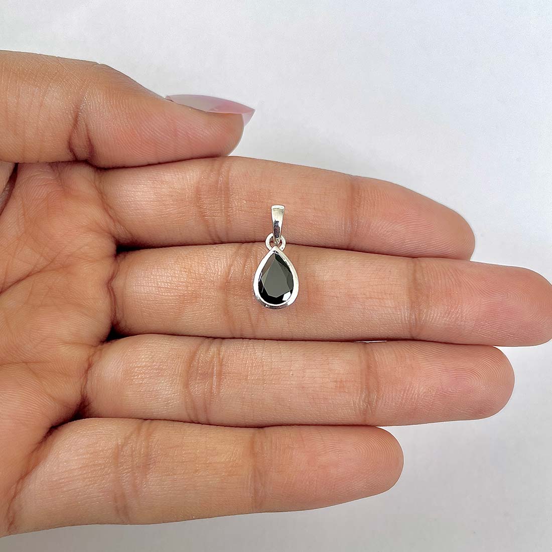 Black Tourmaline Pendant-(BLS-RDP-956)