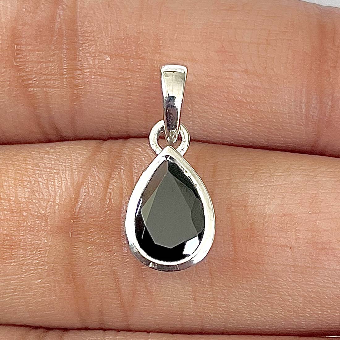 Black Tourmaline Pendant-(BLS-RDP-956)