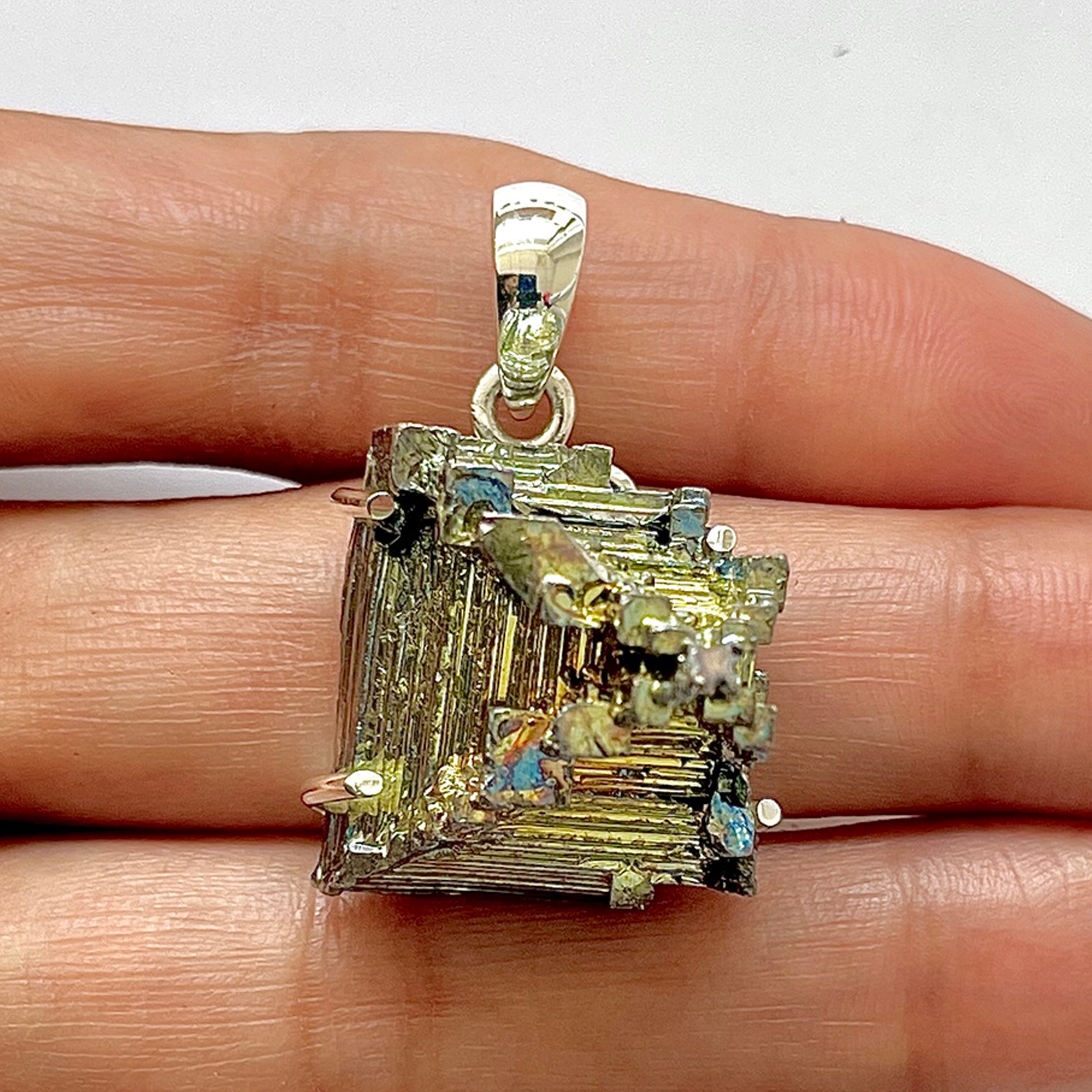 Bismuth Pendant-(BSM-1-21)