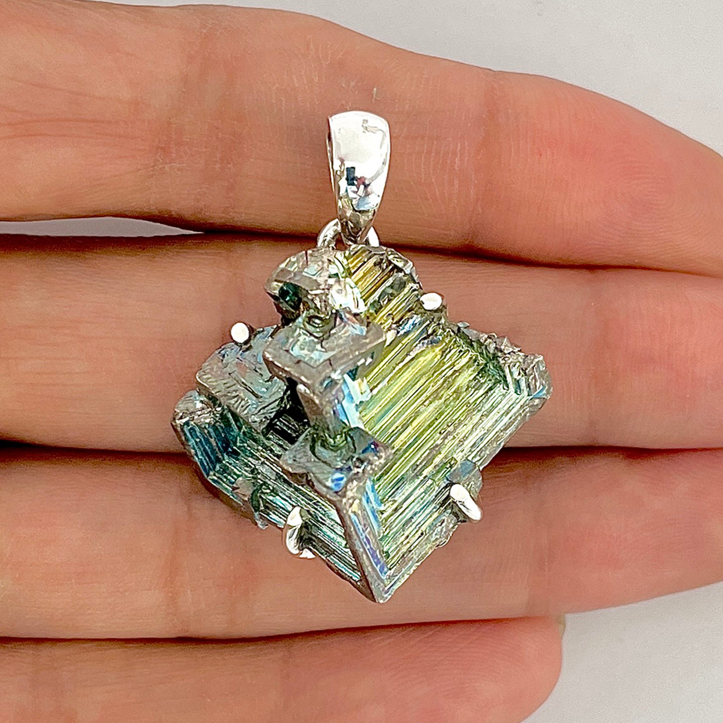 Bismuth Pendant-(BSM-1-34)