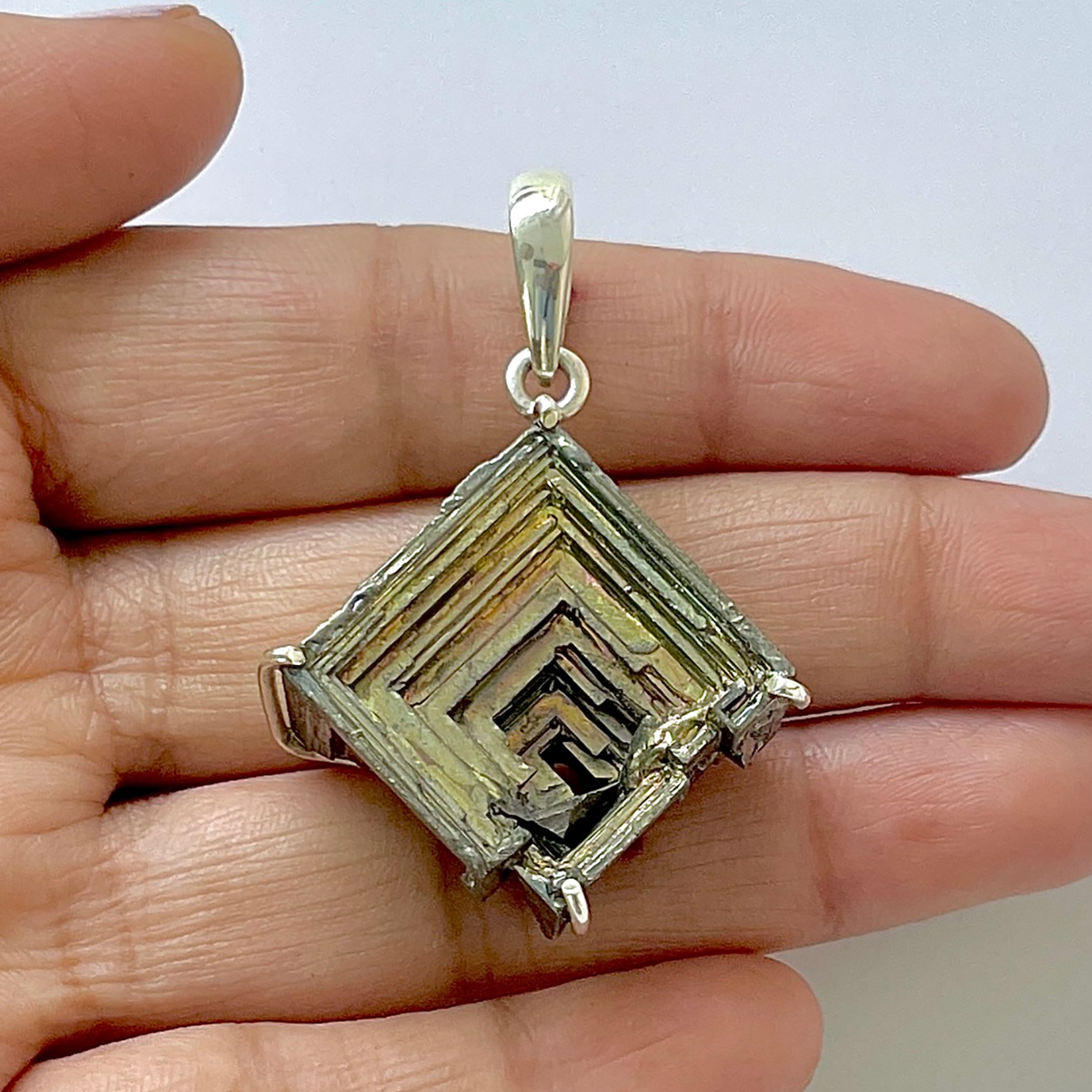 Bismuth Pendant-(BSM-1-41)