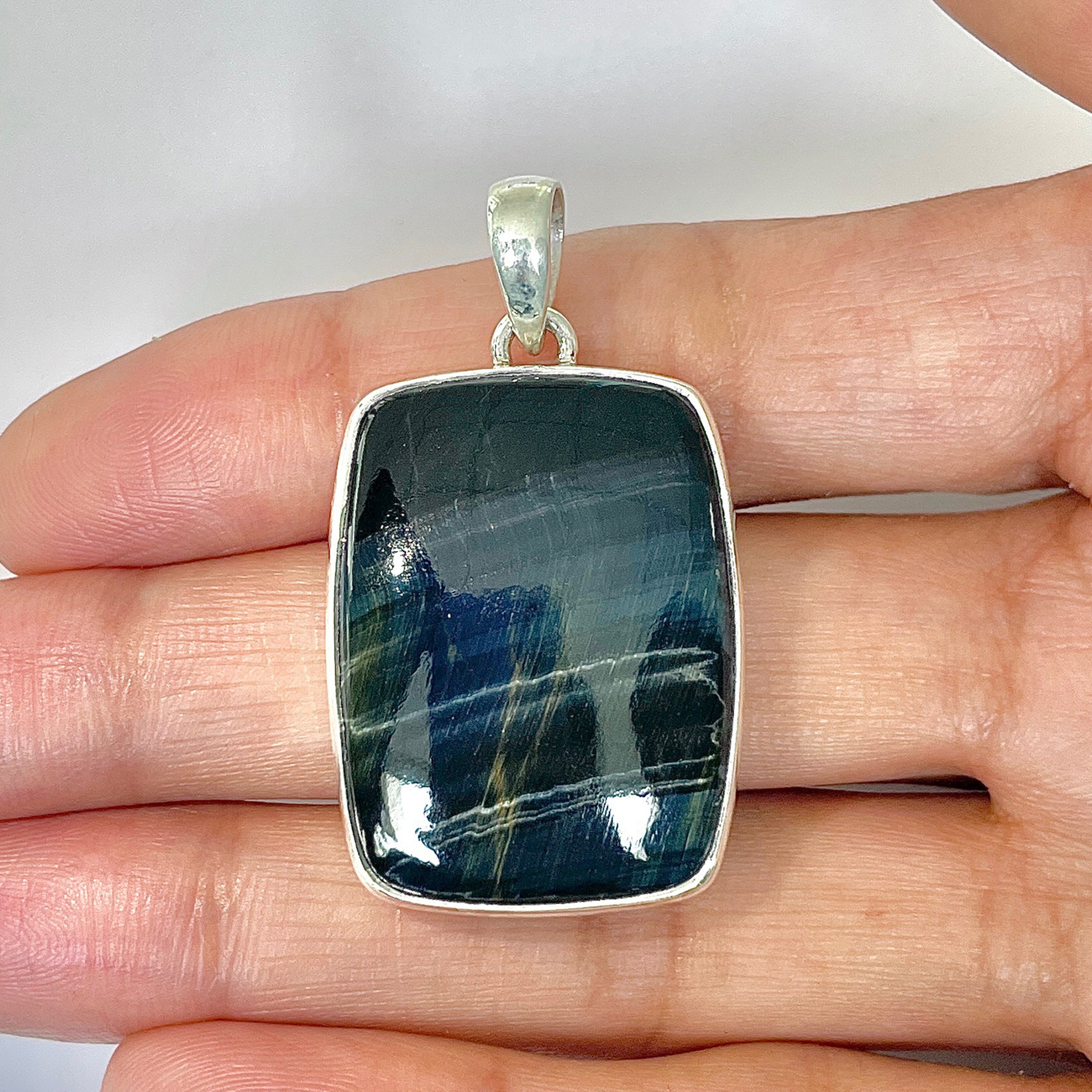 Blue Tiger Eye Pendant-(BTE-1-13)