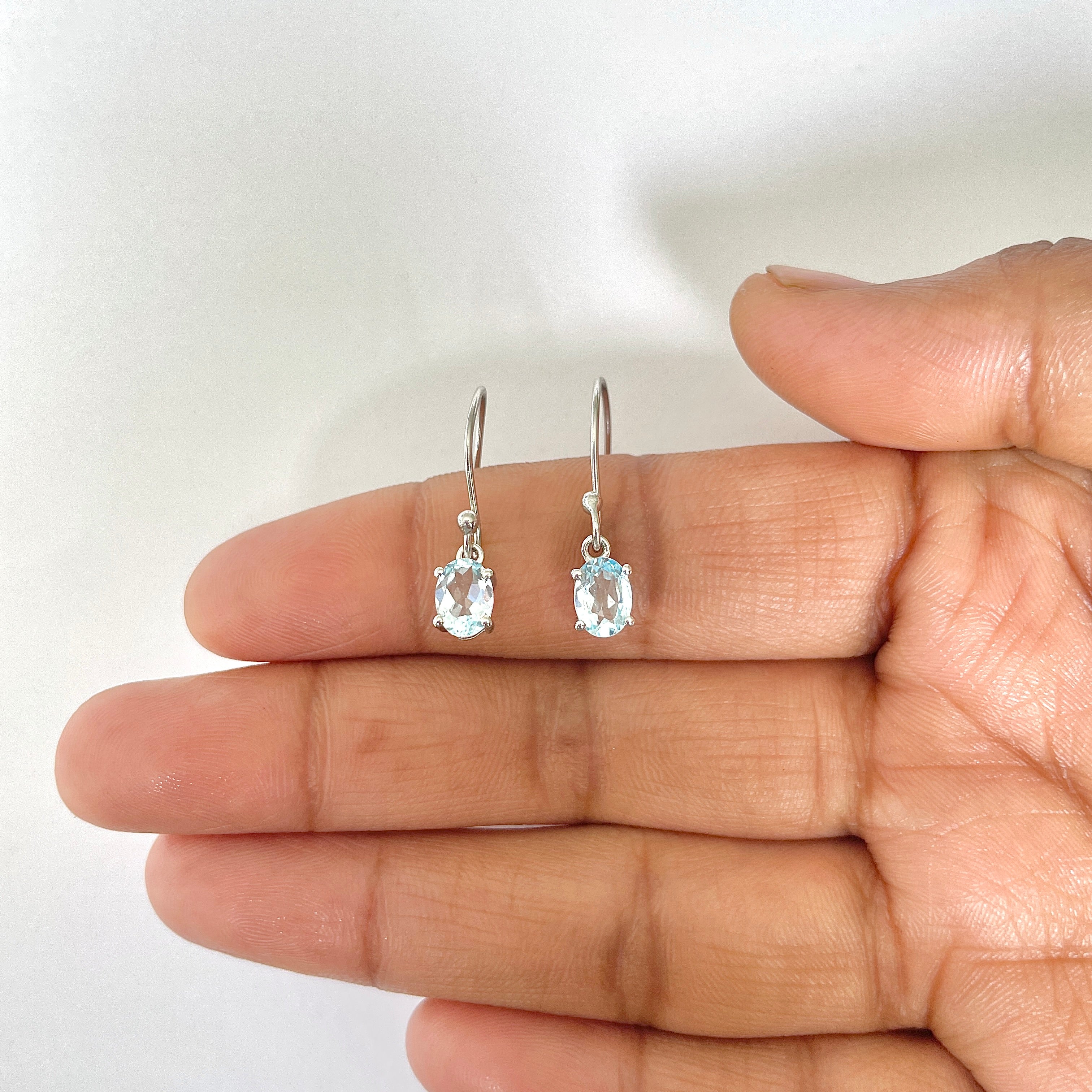 Moonstone Stud Earring-(RBM-RDE-670)