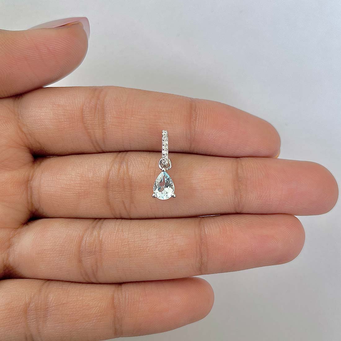 Blue Topaz Pendant-(BTZ-RDP-1165)