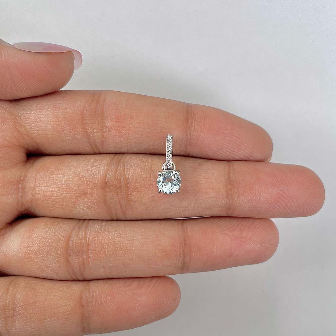 Blue Topaz Pendant-(BTZ-RDP-549)