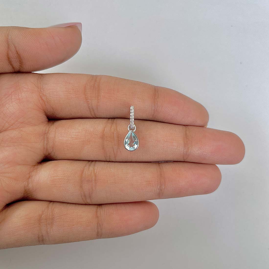 Blue Topaz Pendant-(BTZ-RDP-779)