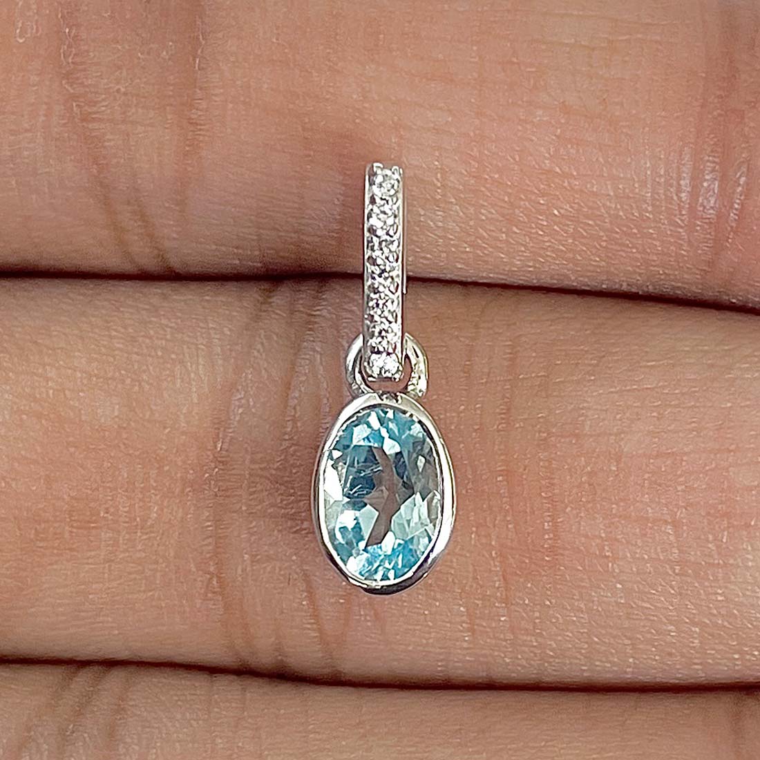 Blue Topaz Pendant-(BTZ-RDP-780)
