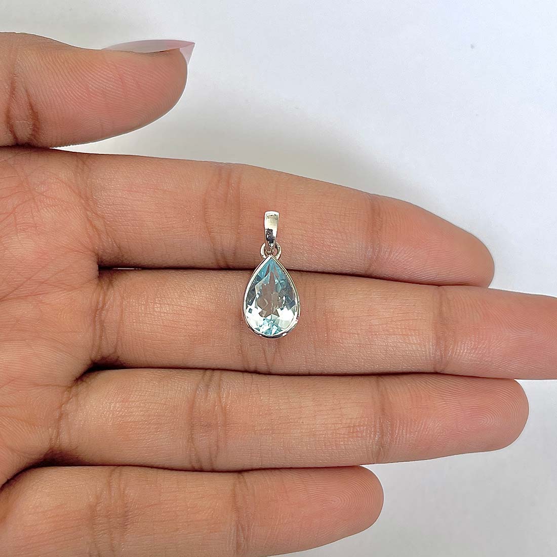 Blue Topaz Pendant-(BTZ-RDP-790)