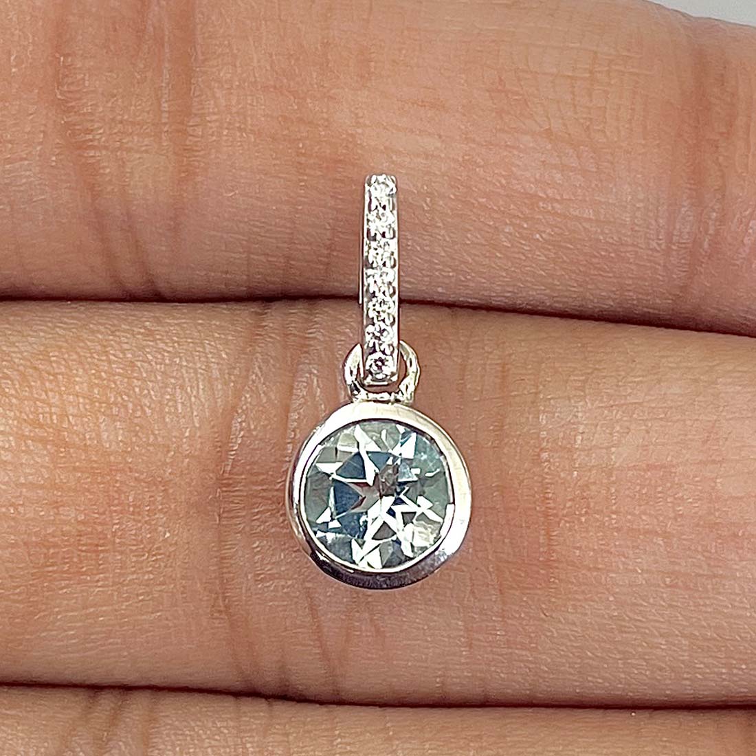 Blue Topaz Pendant-(BTZ-RDP-958)