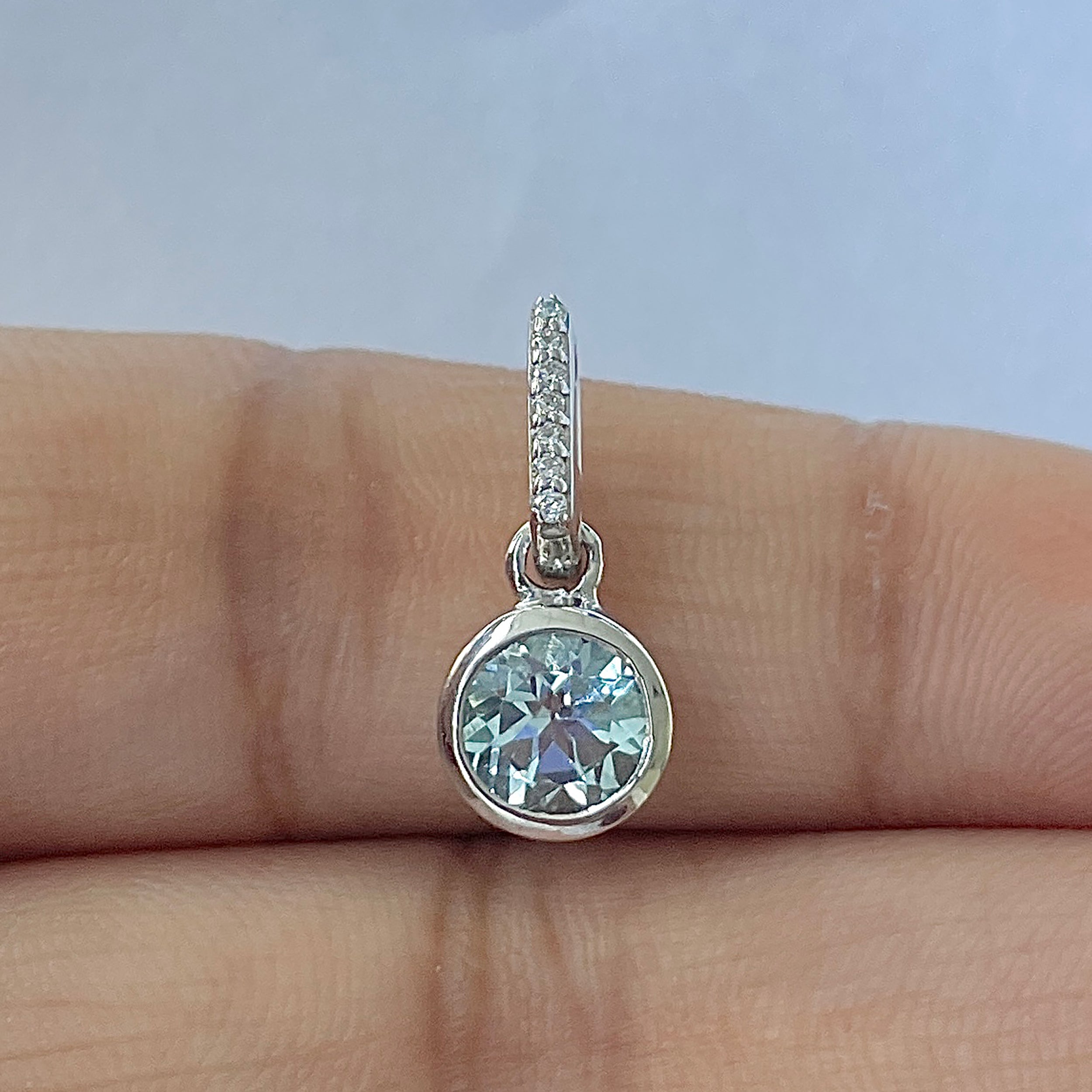 Blue Topaz Pendant-(BTZ-RDP-958)