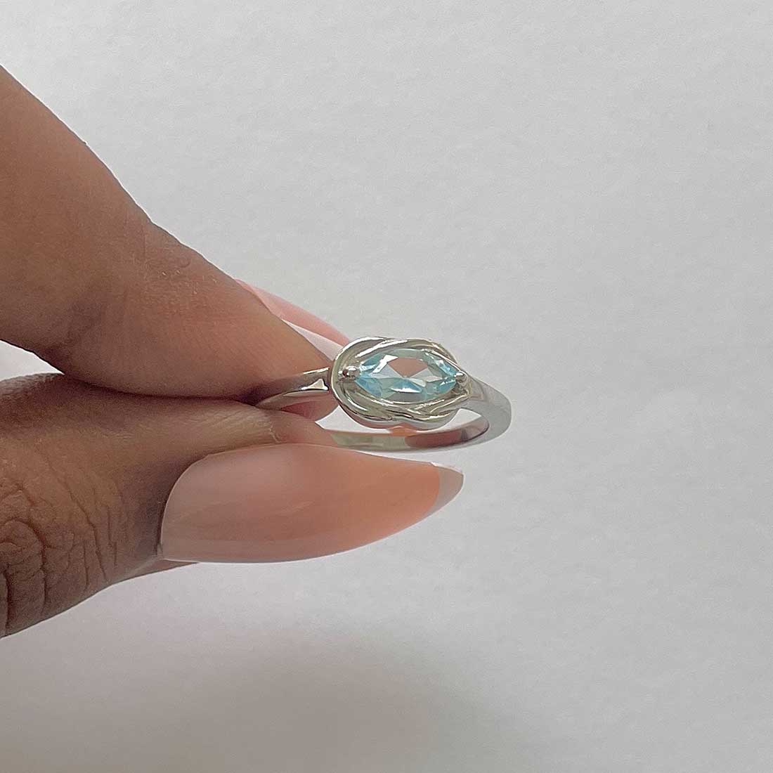 Blue Topaz Ring-(BTZ-RDR-18.)