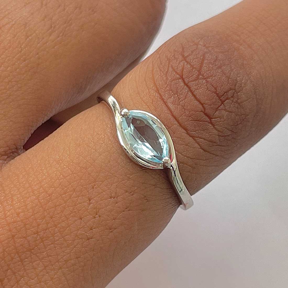 Blue Topaz Ring-(BTZ-RDR-2.)