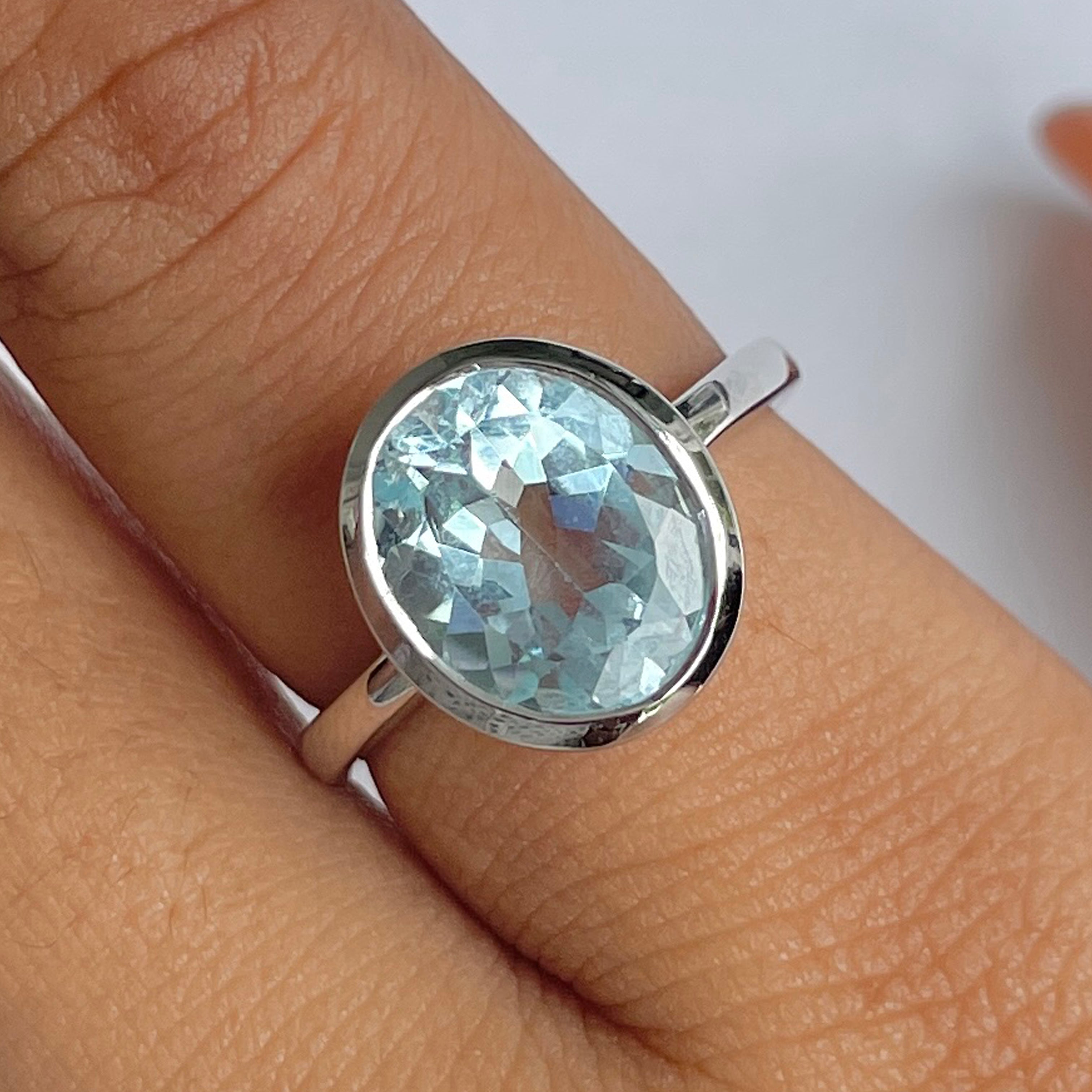 Blue Topaz Ring-(BTZ-RDR-2368.)