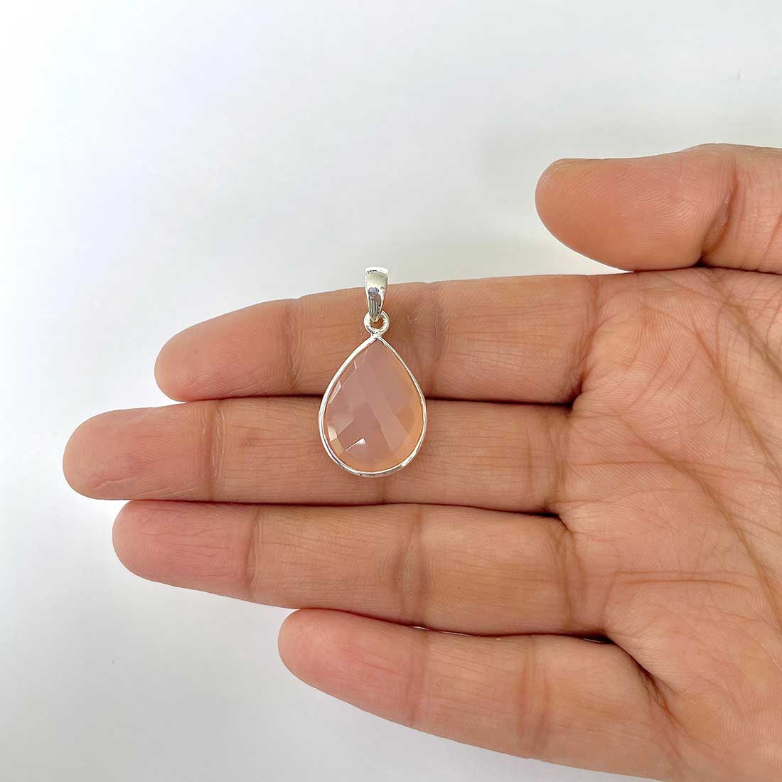 Chalcedony Pendant-(CHD-1-18)