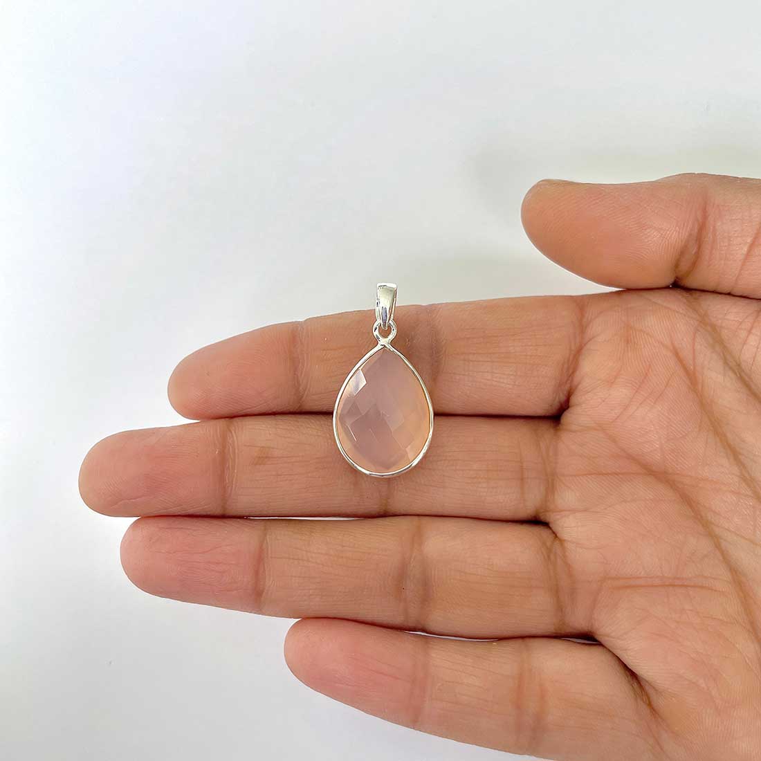 Chalcedony Pendant-(CHD-1-22)