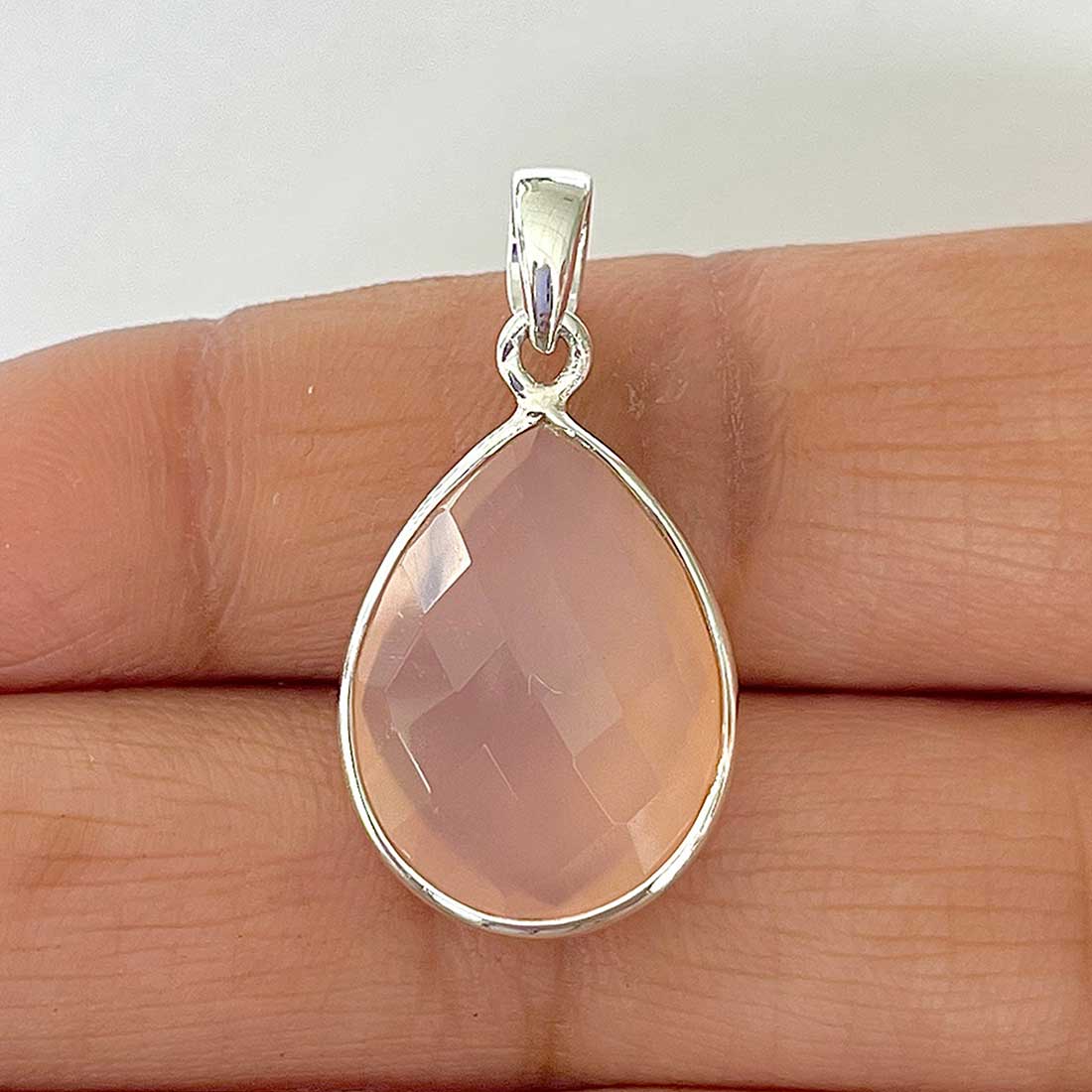 Chalcedony Pendant-(CHD-1-22)