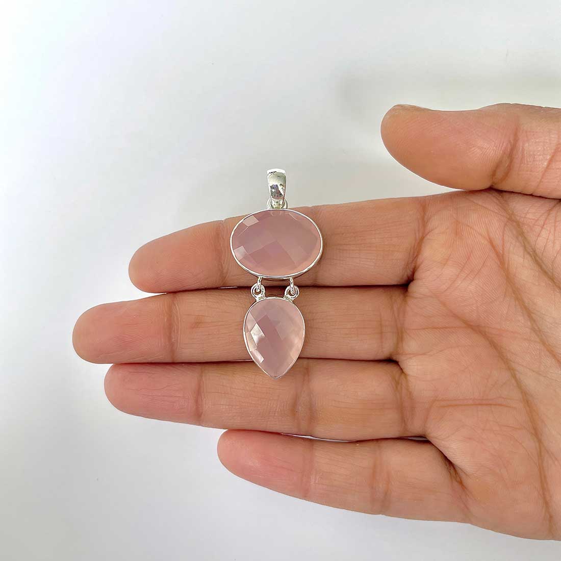 Chalcedony Pendant-(CHD-1-26)