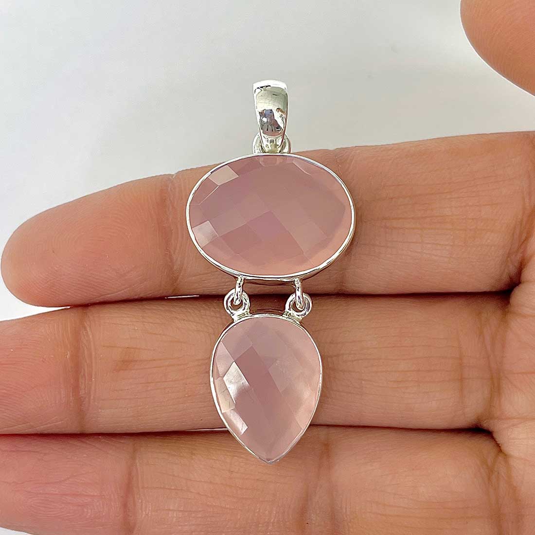 Chalcedony Pendant-(CHD-1-26)