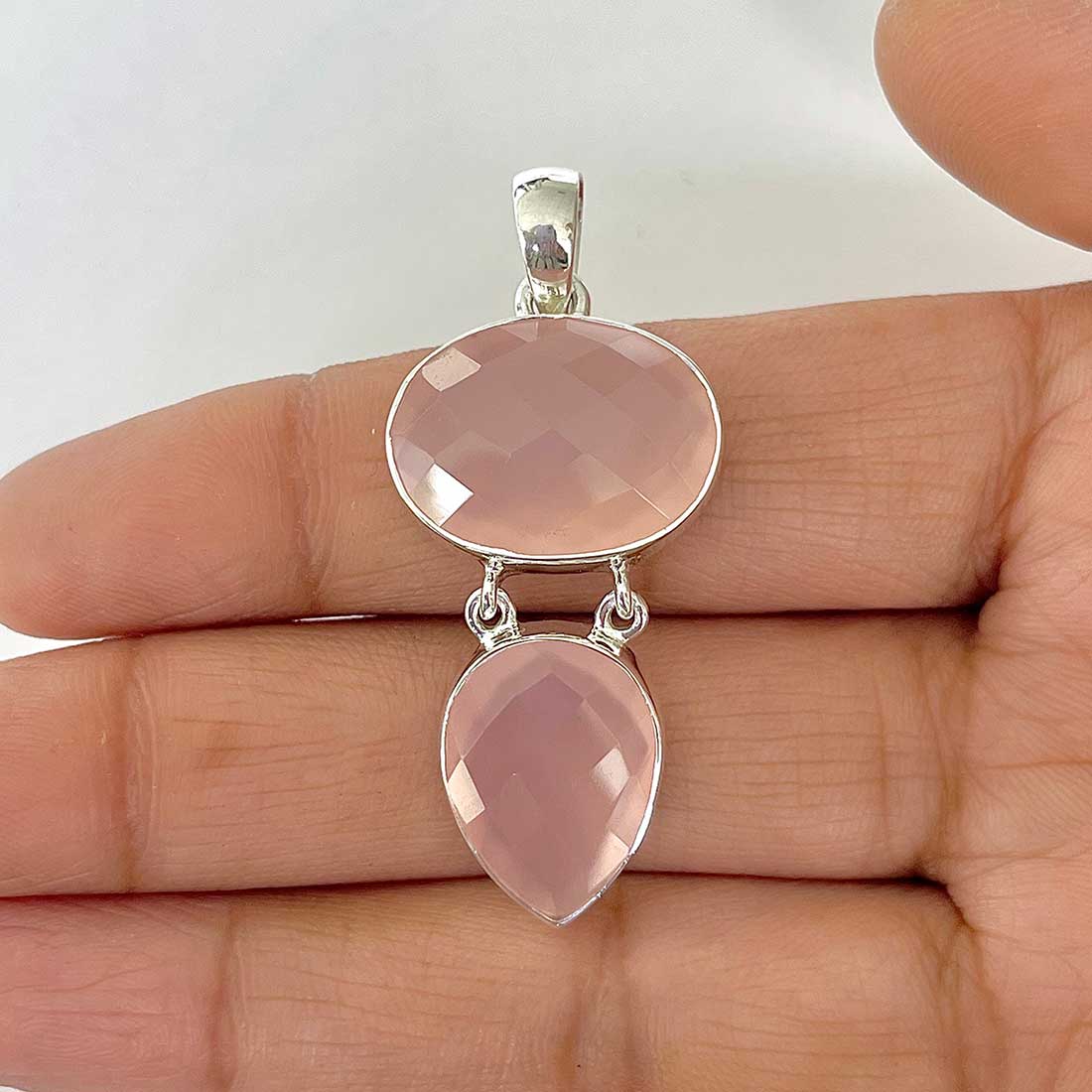 Chalcedony Pendant-(CHD-1-31)