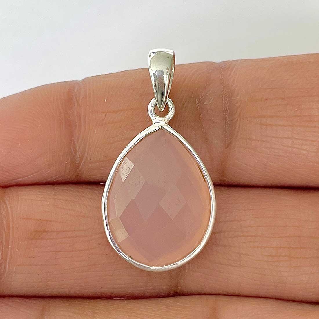 Chalcedony Pendant-(CHD-1-34)