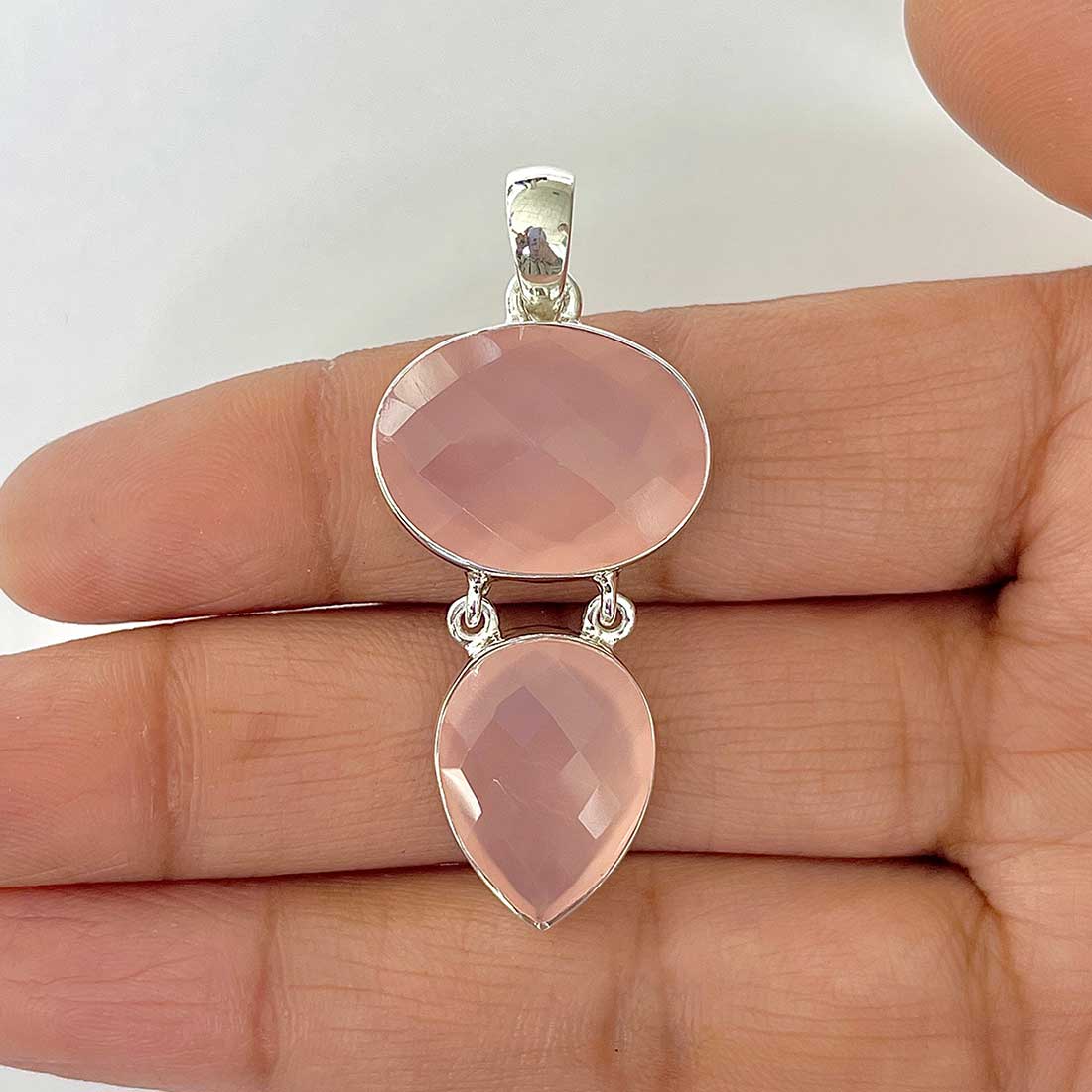 Chalcedony Pendant-(CHD-1-37)