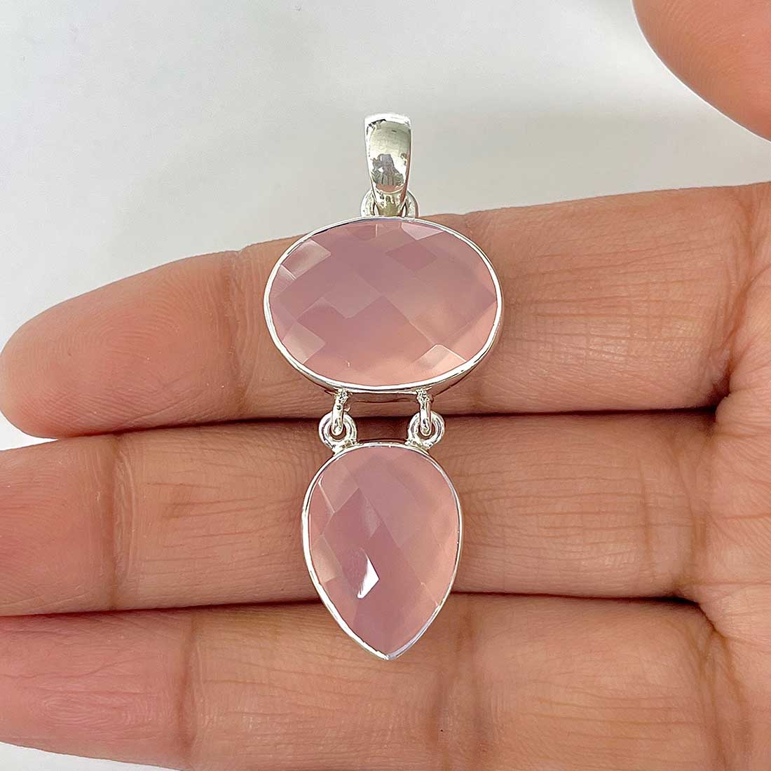 Chalcedony Pendant-(CHD-1-43)