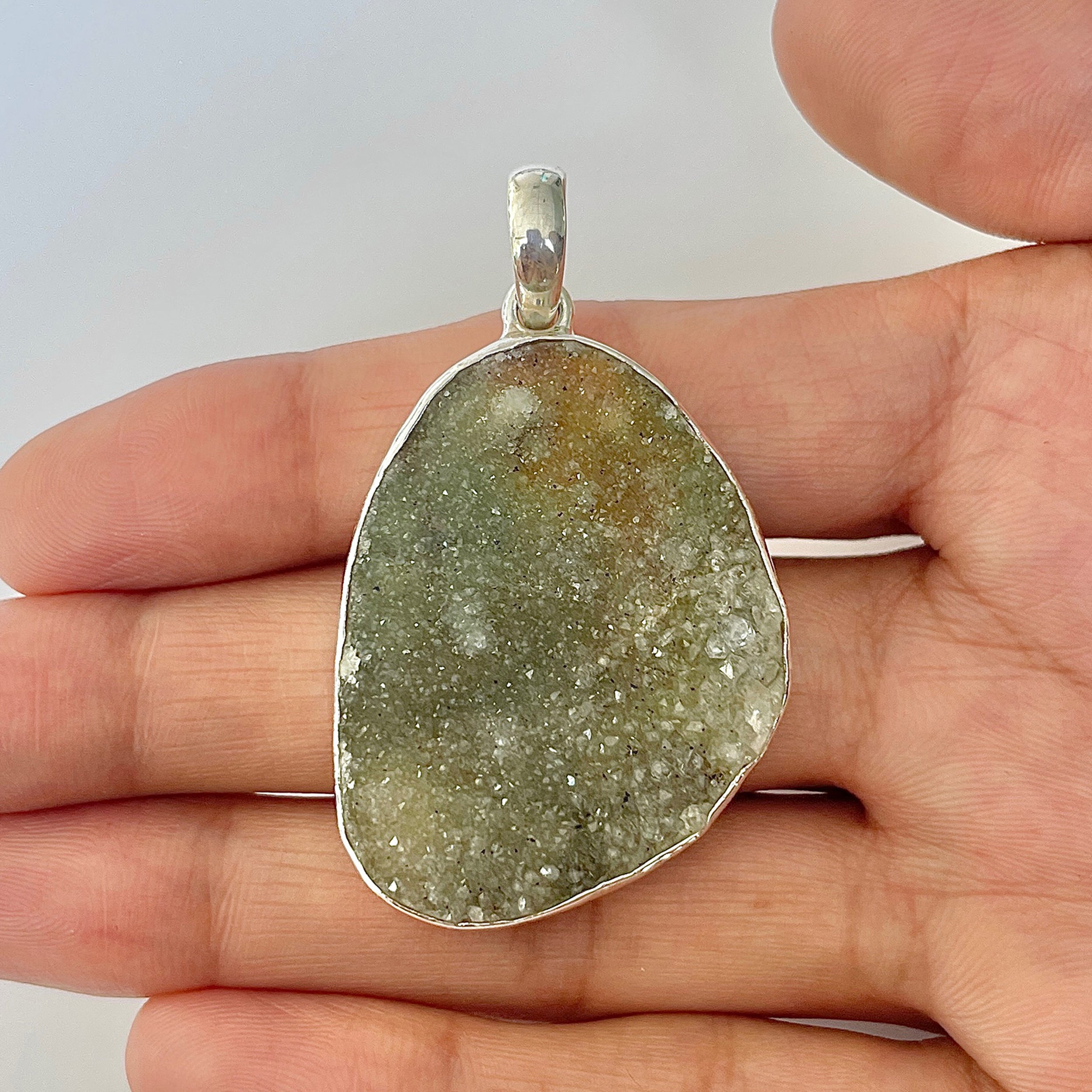 Natural Druzy Pendant-(DRZ-1-32)