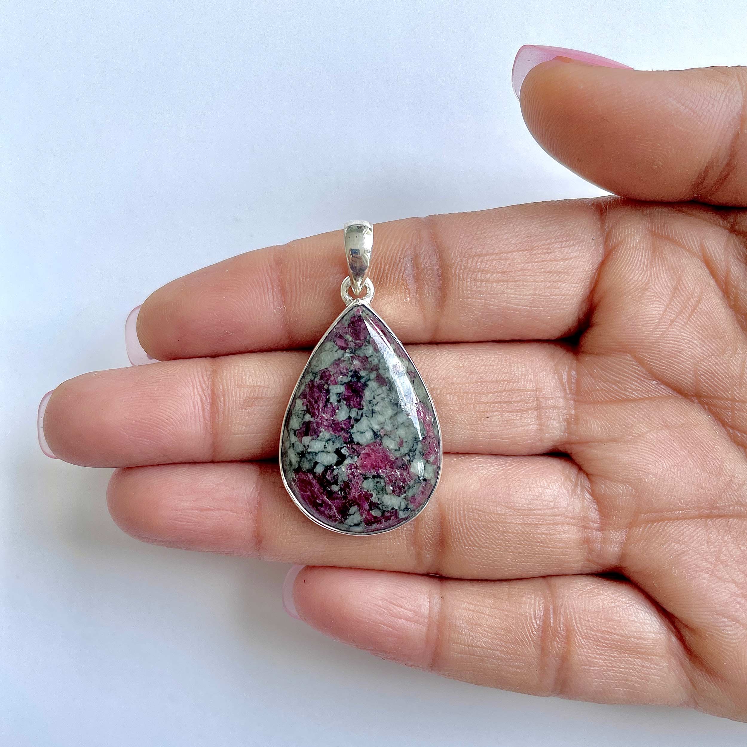 Eudialyte Pendant-(EUD-1-31)