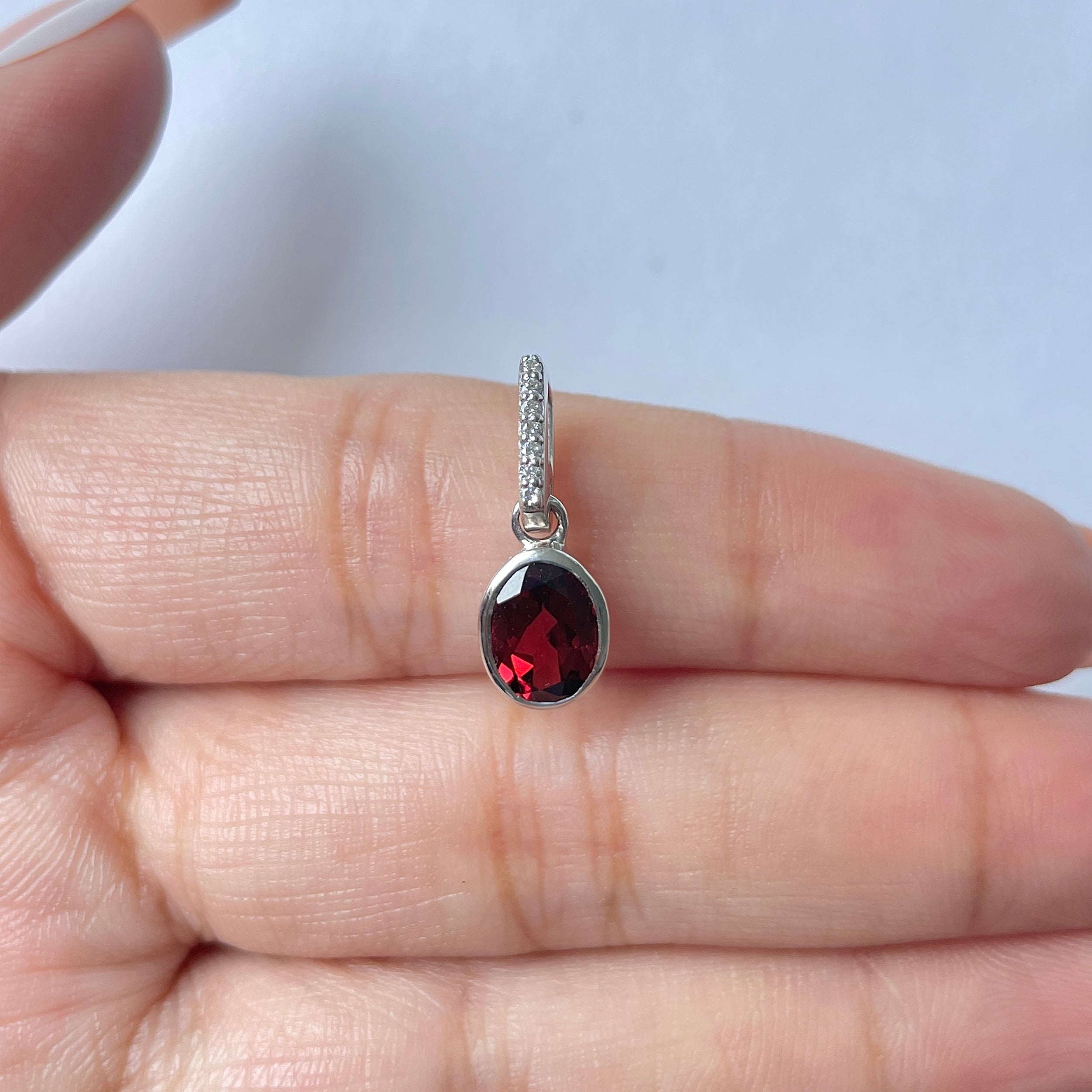 Garnet Pendant-(GAR-RDP-792)