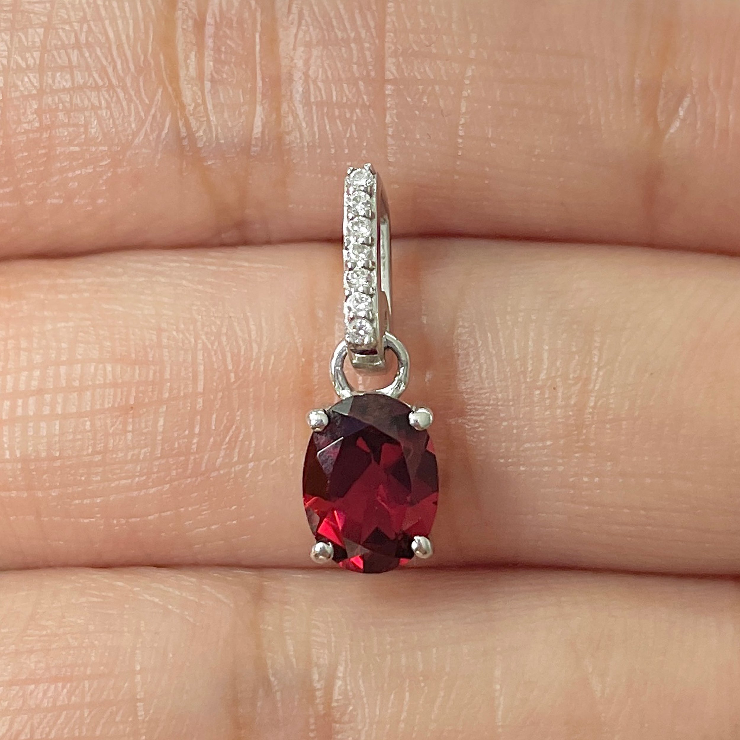 Garnet Pendant-(GAR-RDP-920)