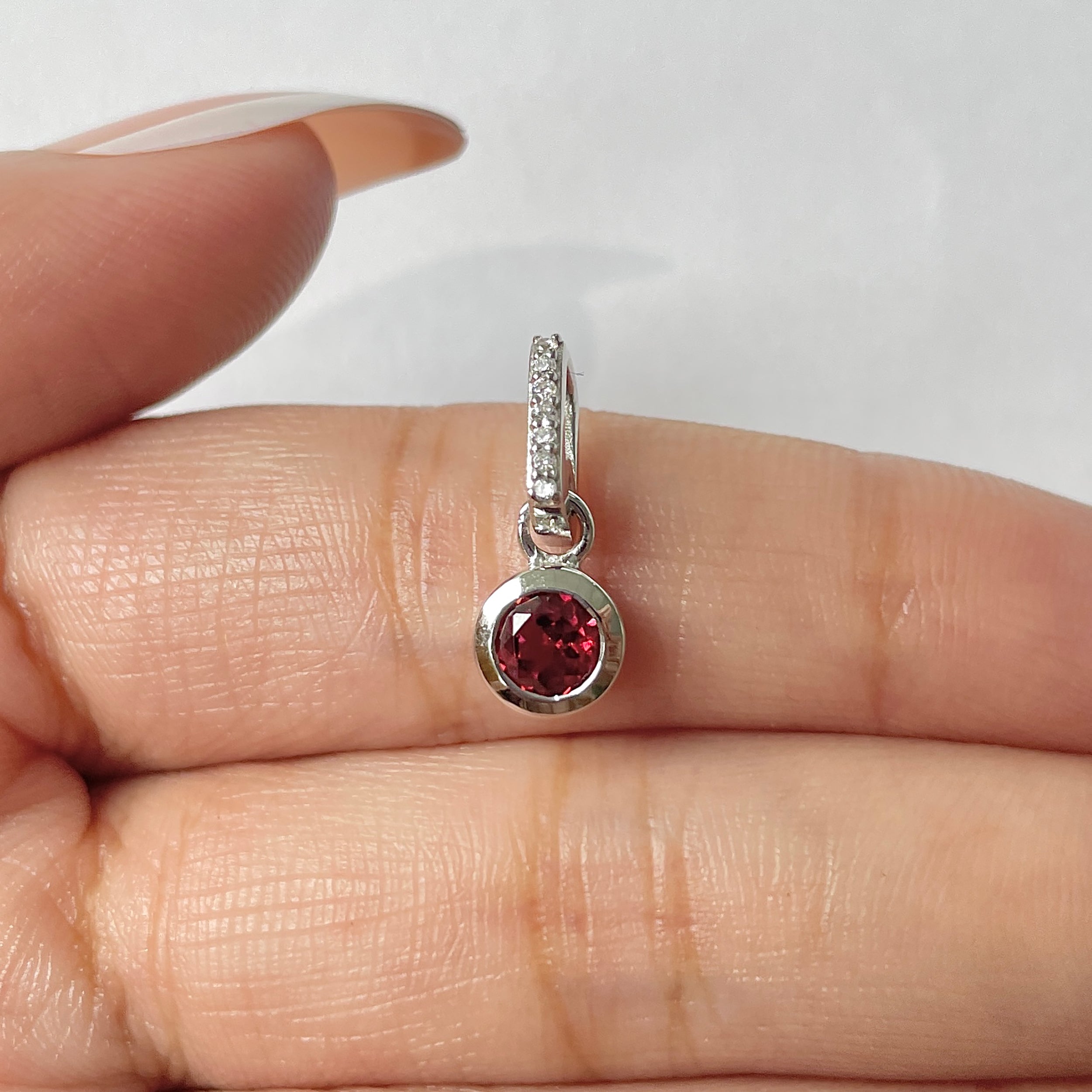 Garnet Pendant-(GAR-RDP-957)