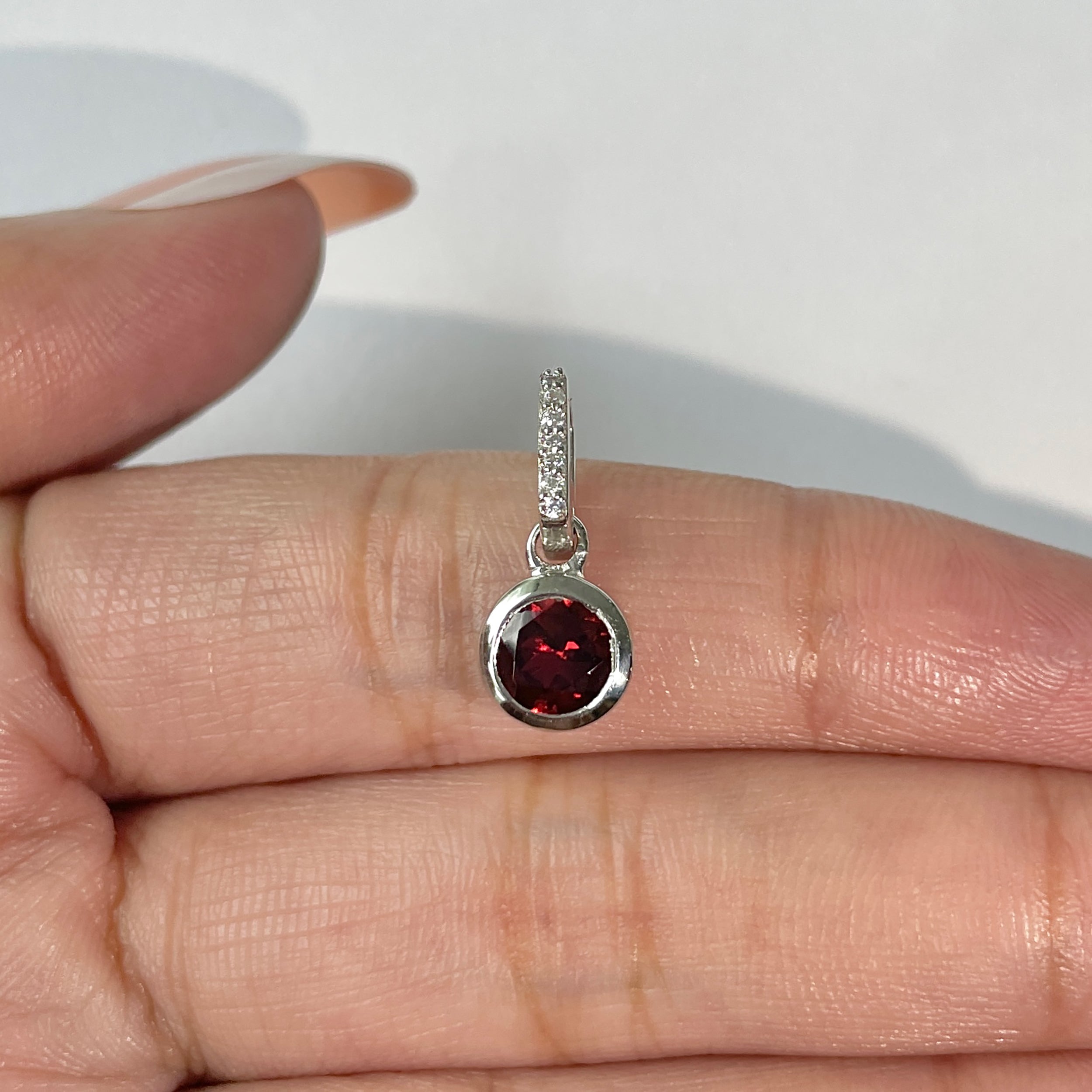 Garnet Pendant-(GAR-RDP-958)