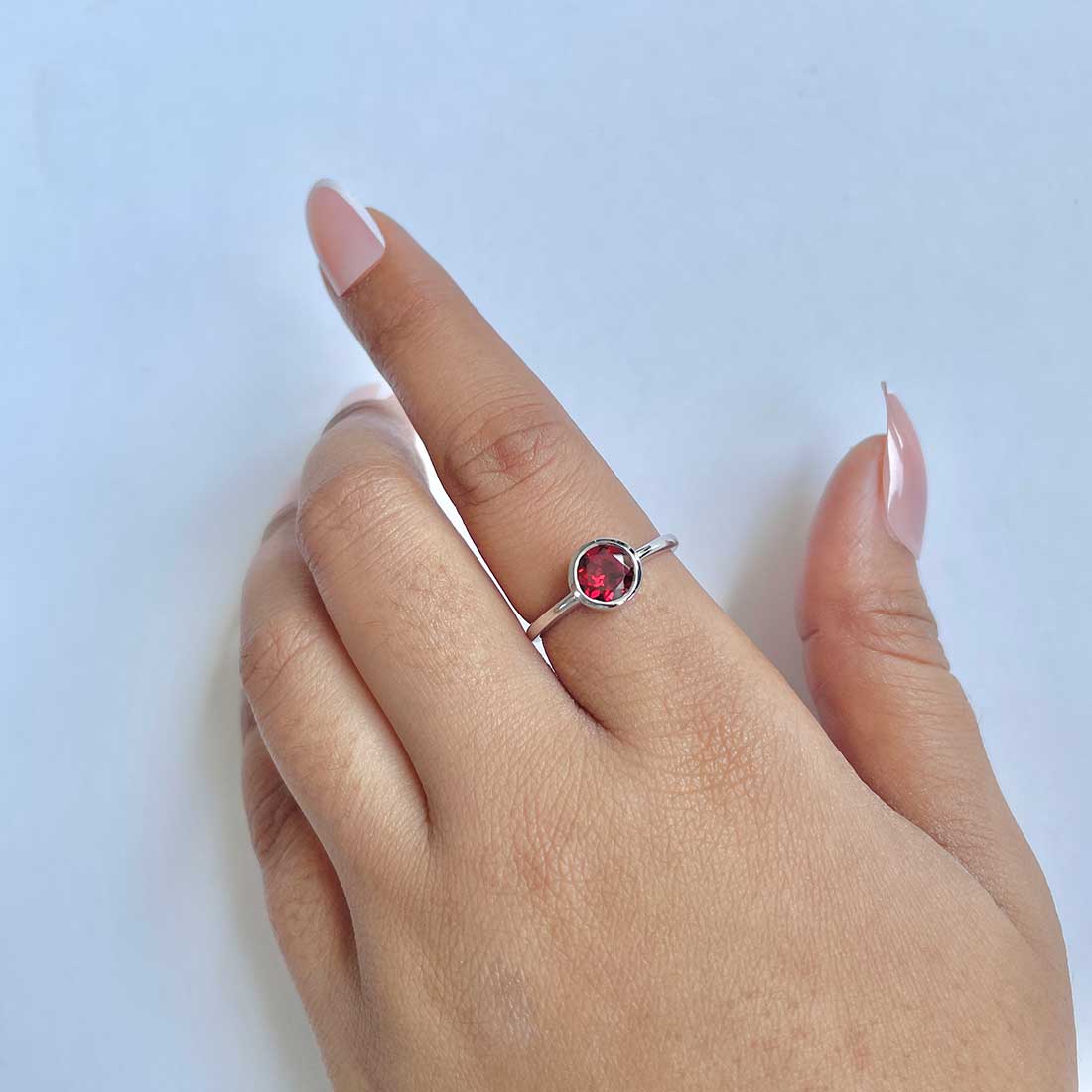 Garnet Ring-(GAR-RDR-237.)