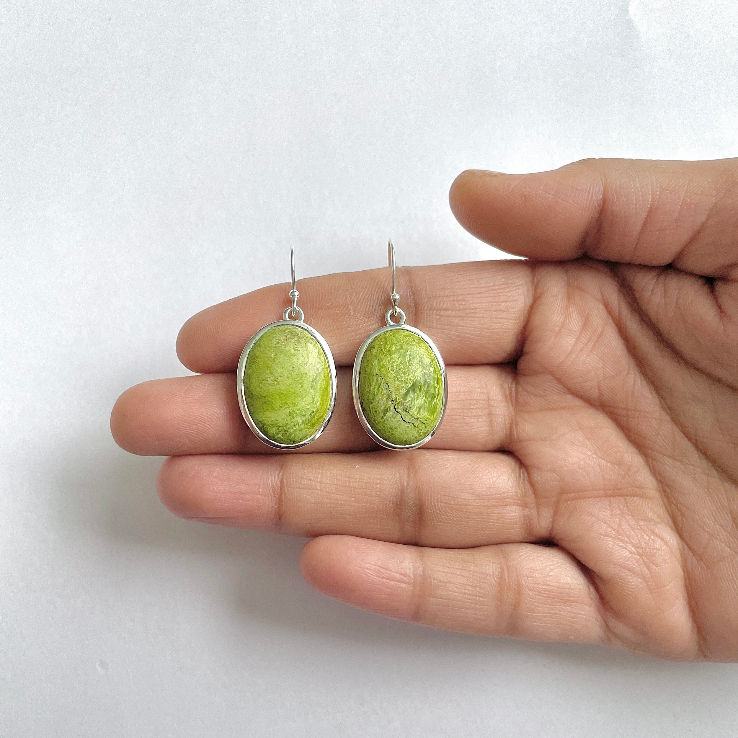 Gaspeite Earring-(GAS-3-5)