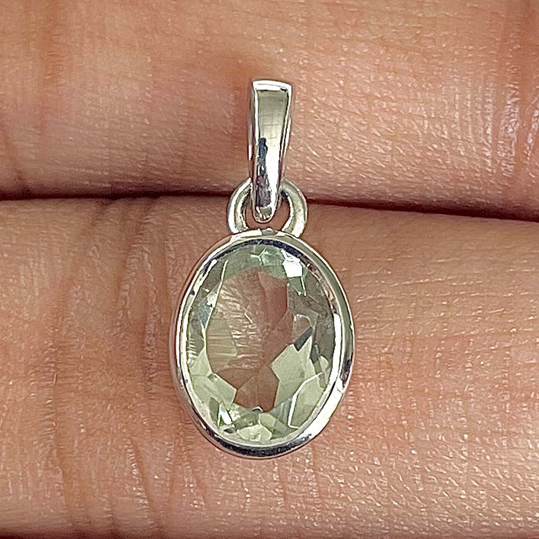 Green Amethyst Pendant-(GRA-RDP-380)